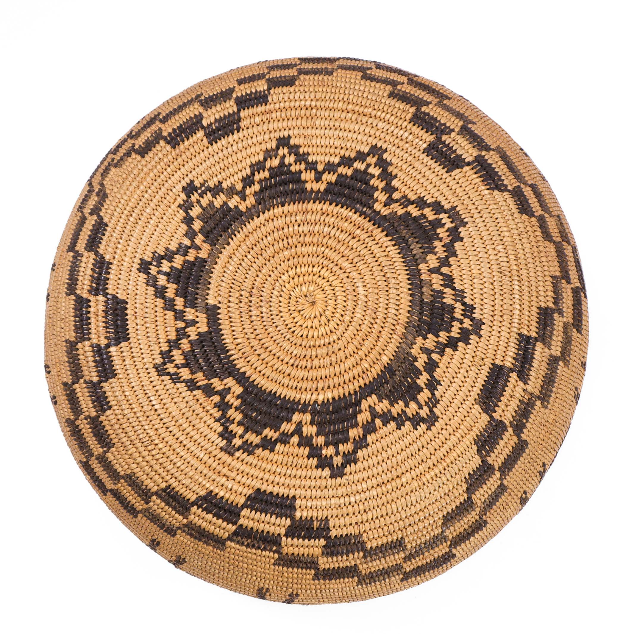 1910 Havasupai Pictorial Basket - Image 4