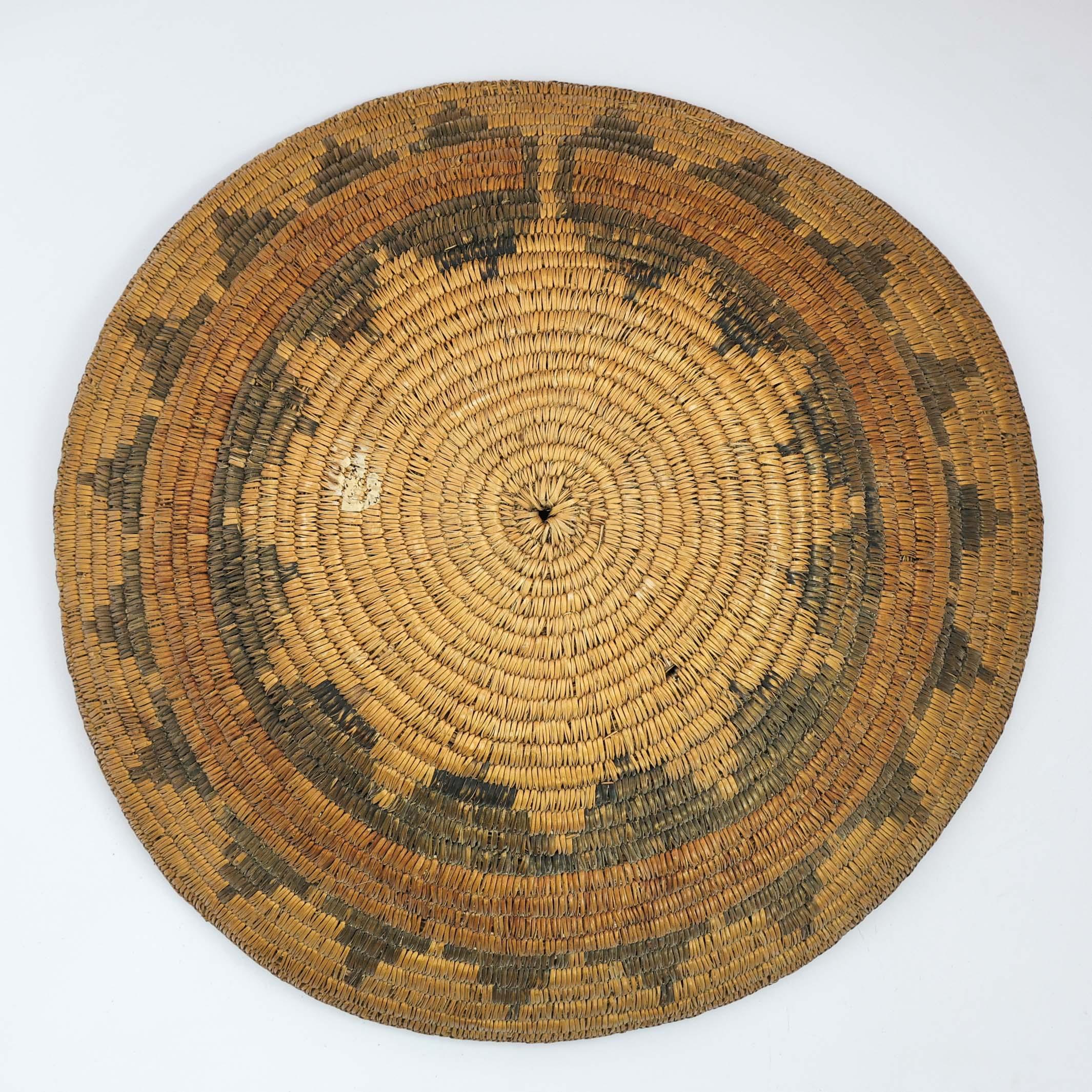 1940s Navajo Ceremonial Basket - Image 3