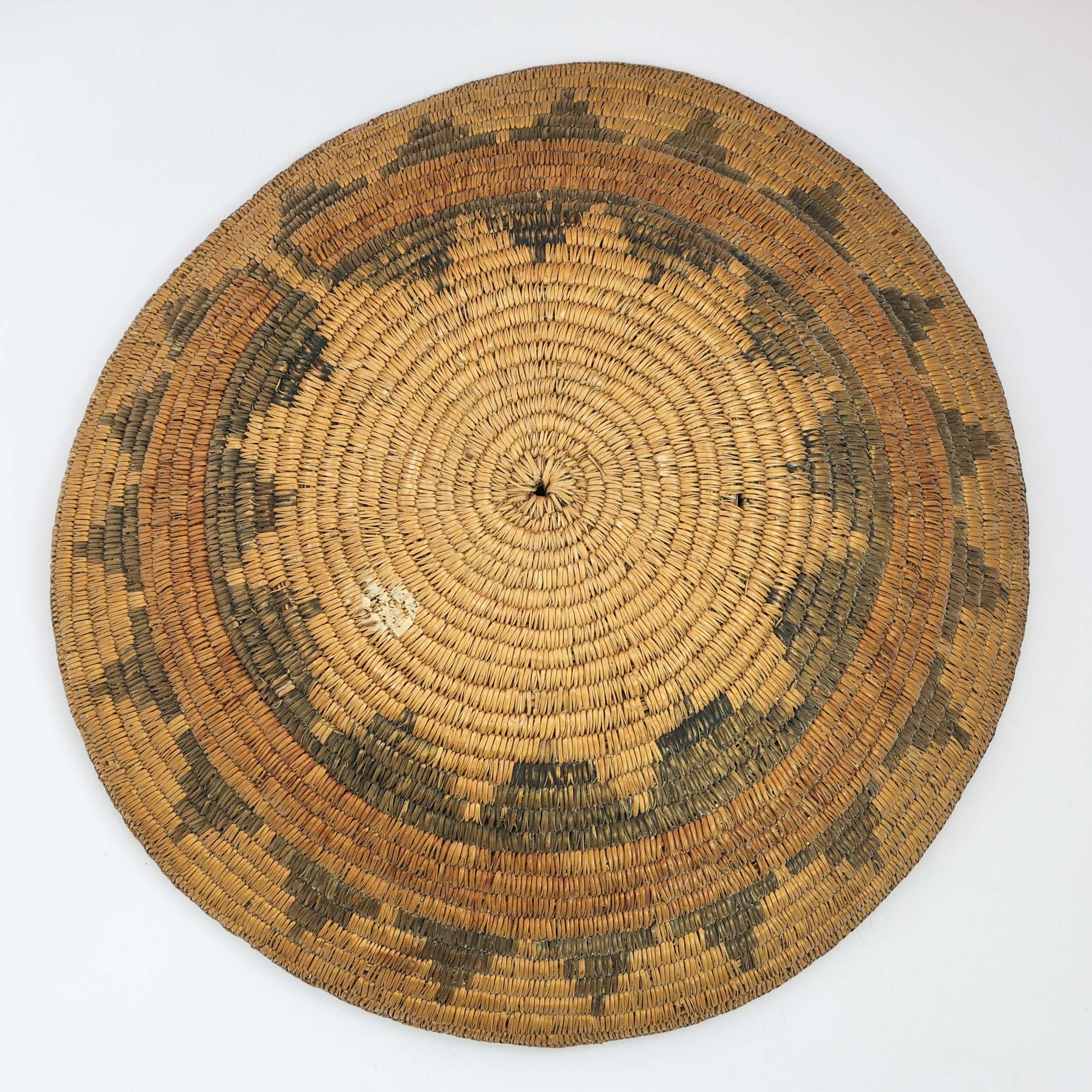 1940s Navajo Ceremonial Basket - Image 4