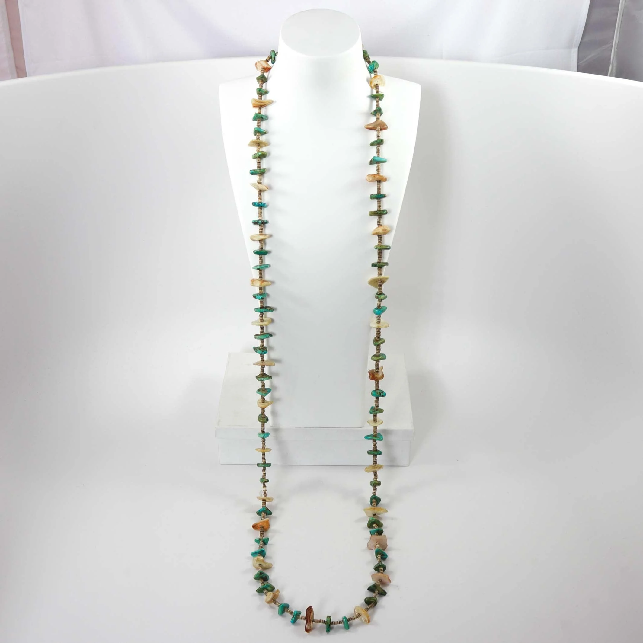 1940s Tab Necklace - Image 2