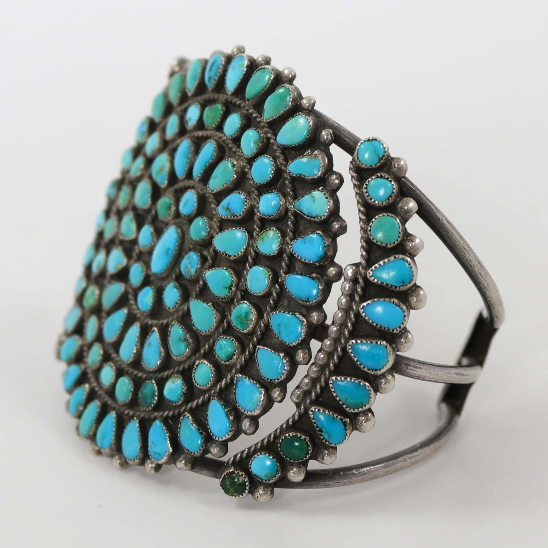 1940s Turquoise Cluster Cuff - Image 4
