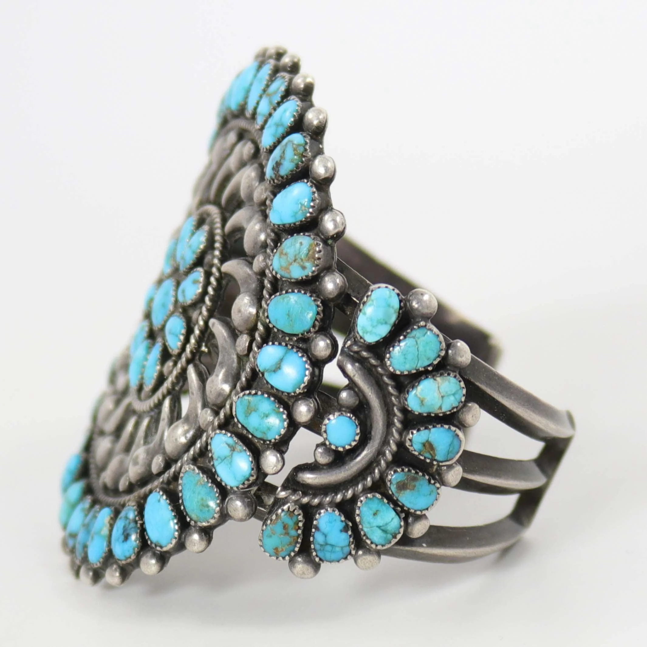 1940s Turquoise Cluster Cuff - Image 3