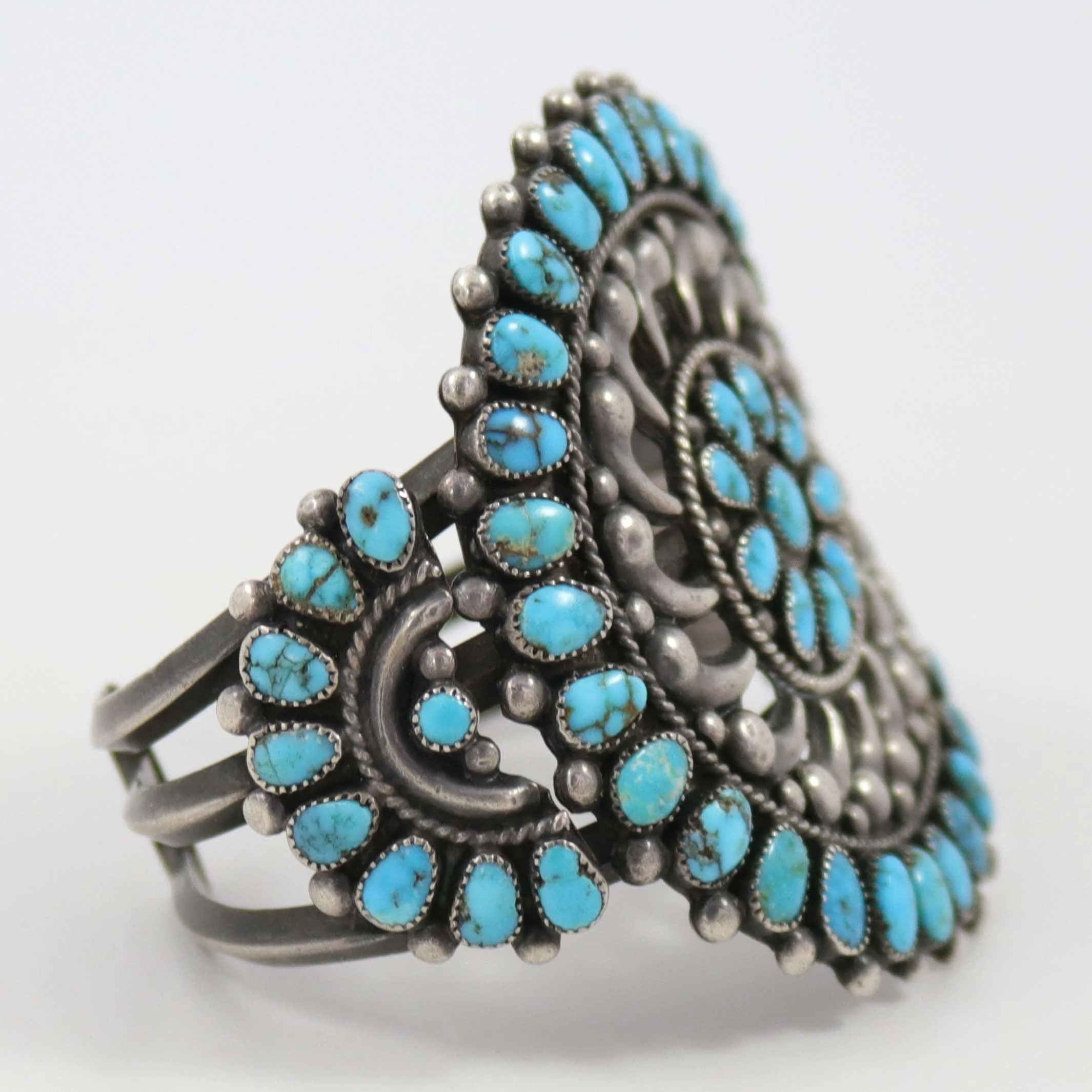 1940s Turquoise Cluster Cuff - Image 4