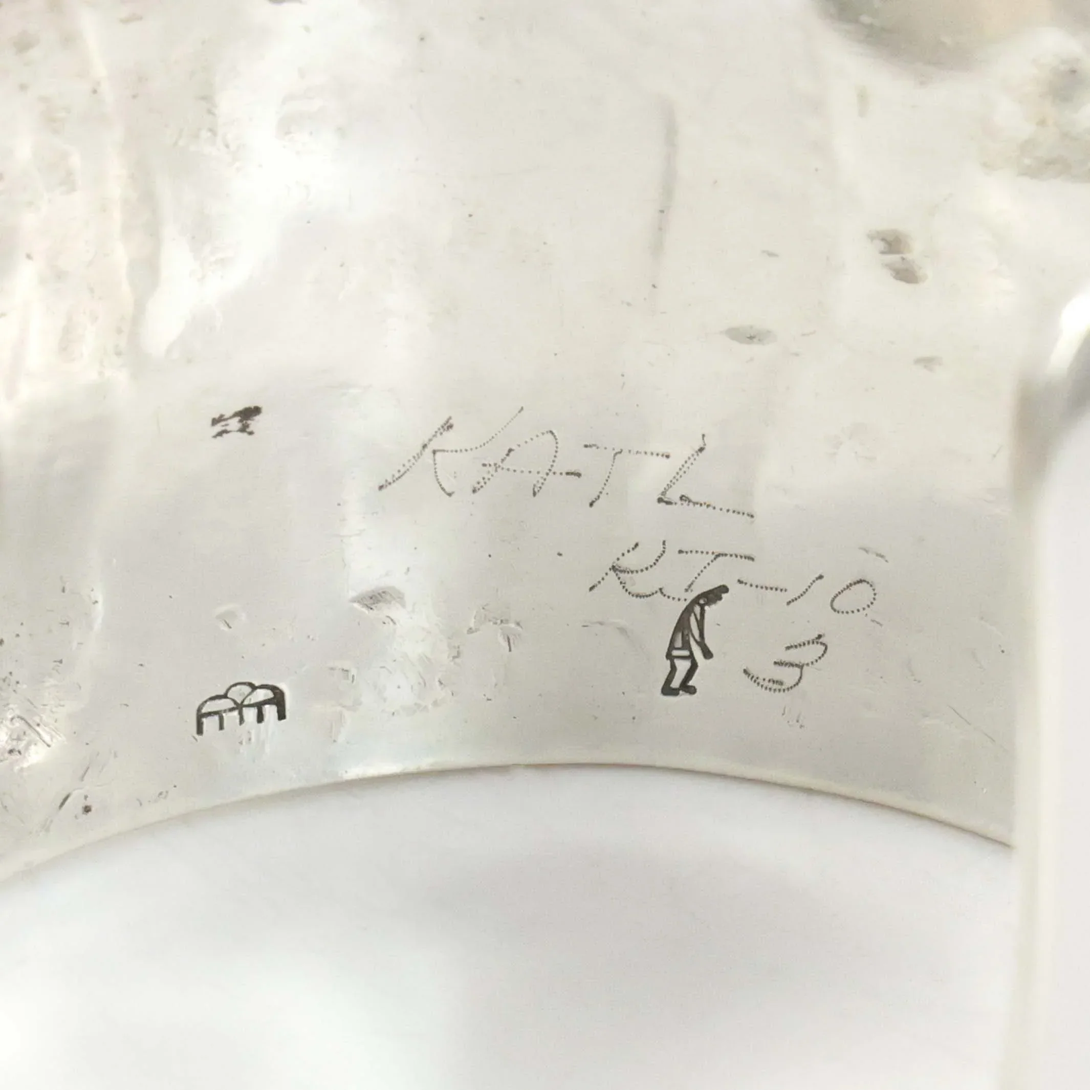 1970s Flute Player Procession Cuff - Image 7