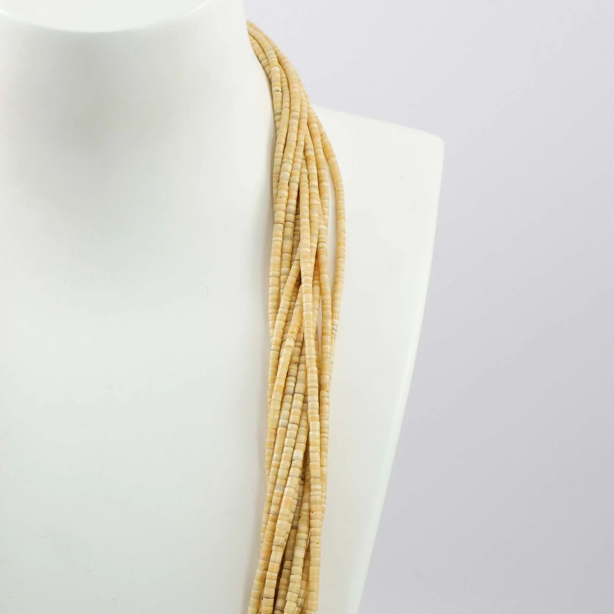 1970s Melon Shell Necklace - Image 4