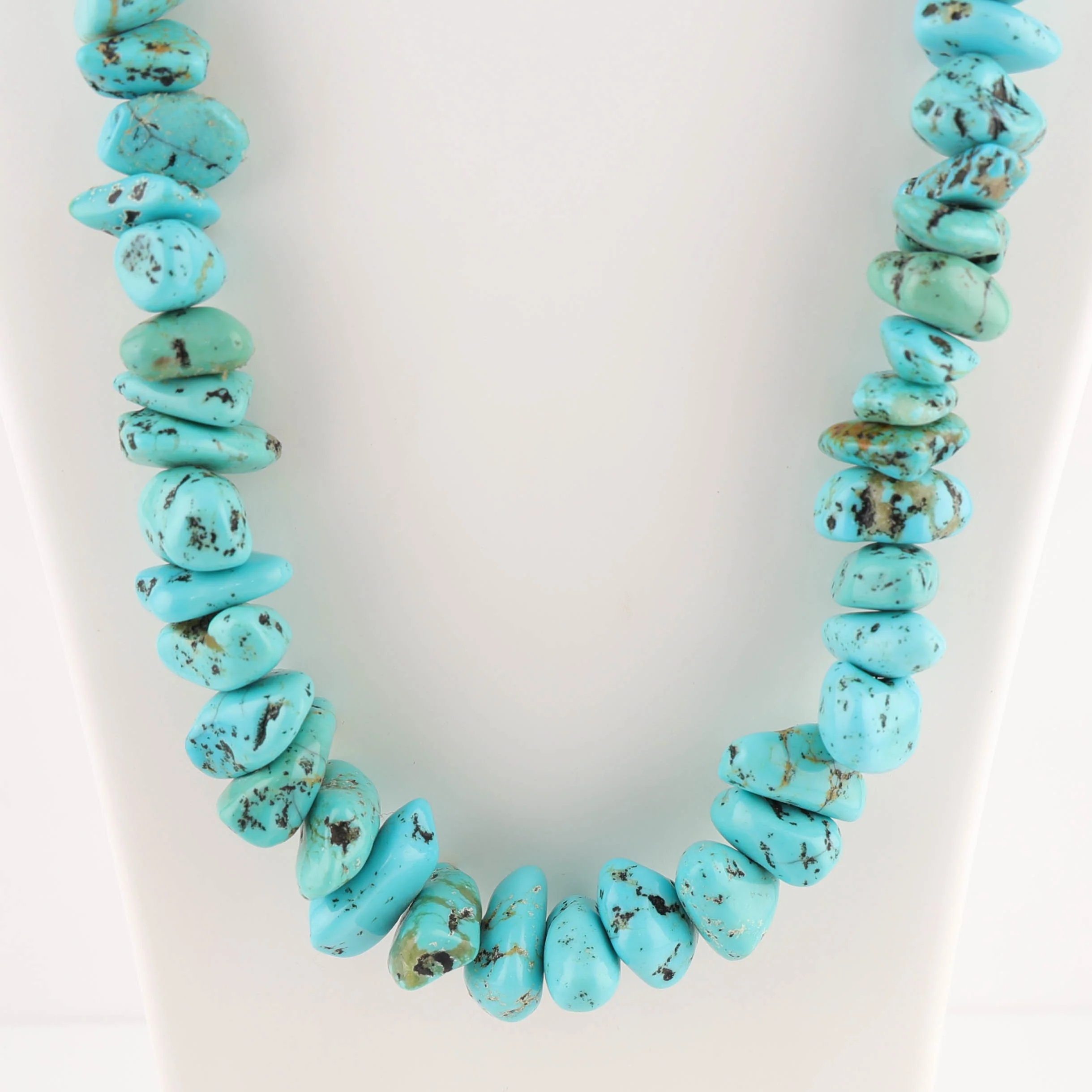 1970s Turquoise Nugget Necklace - Image 2