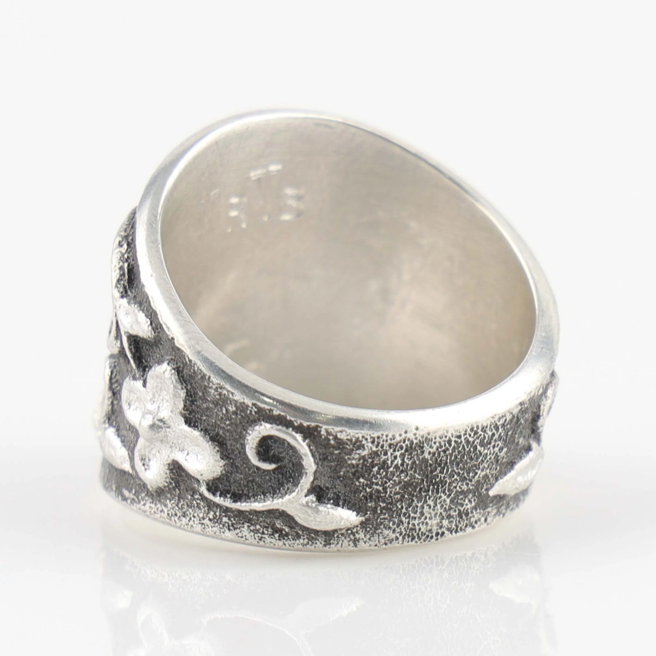Amethyst Flower Ring - Image 3