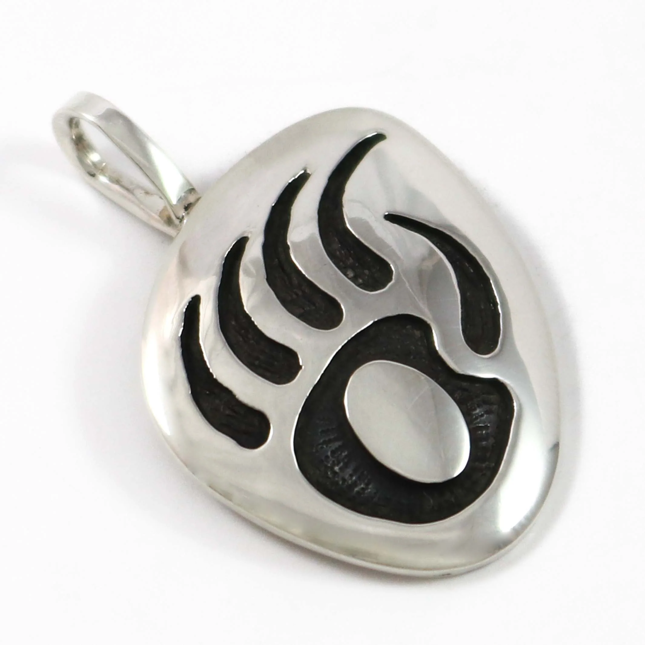 Bear Claw Pendant - Image 2