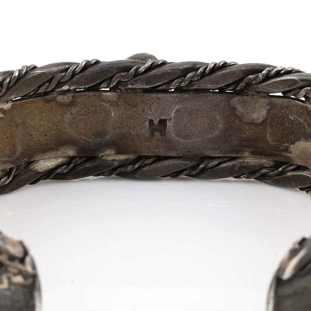 1960s Coral Cuff - Image 6