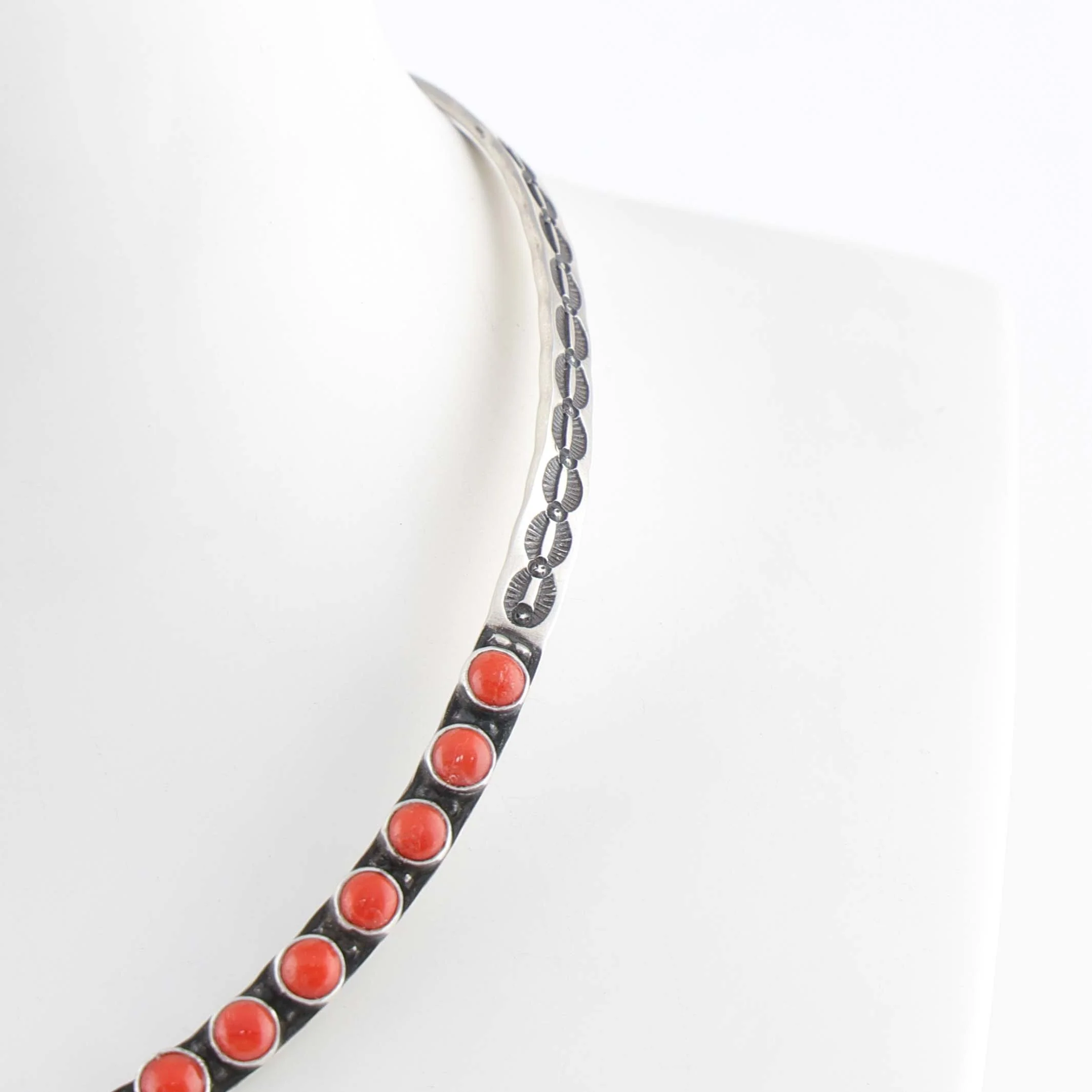 Coral Collar Necklace - Image 4