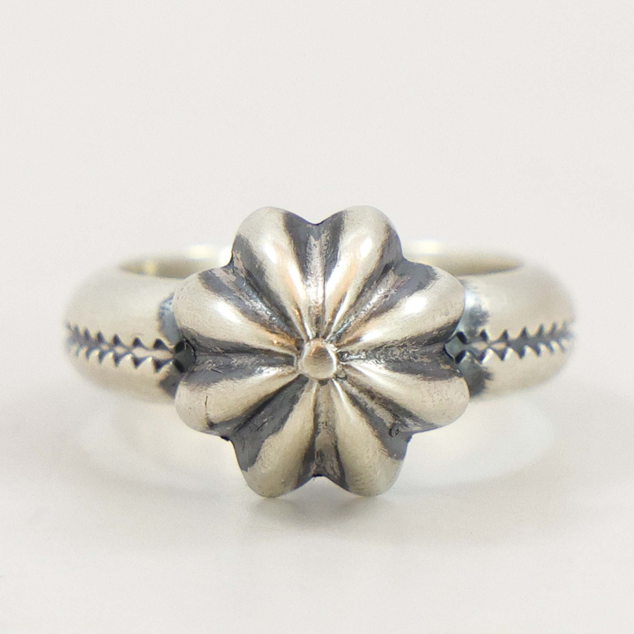 Fluted Bead Ring