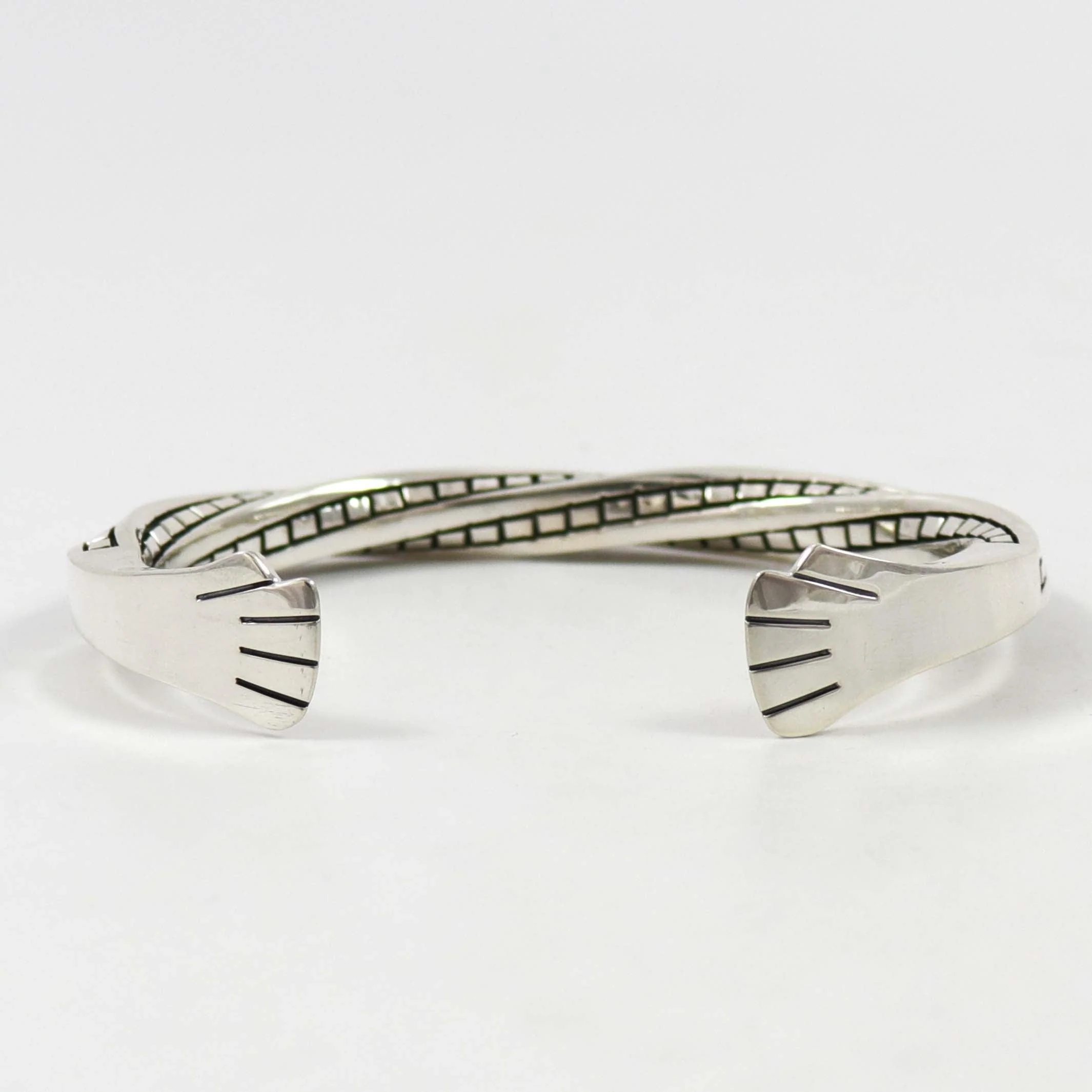 Helix Twist Cuff - Image 4
