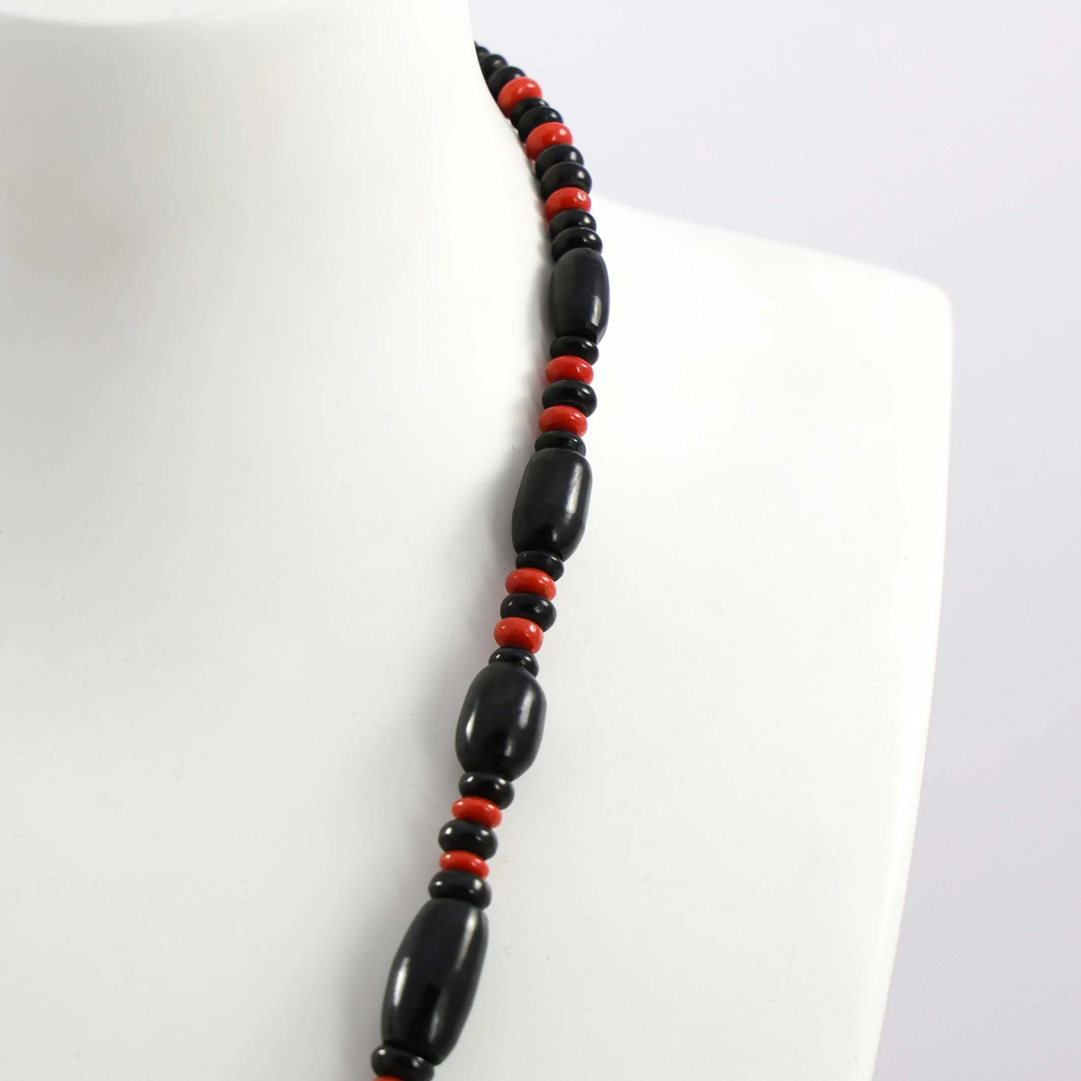 Jet and Coral Necklace - Image 4