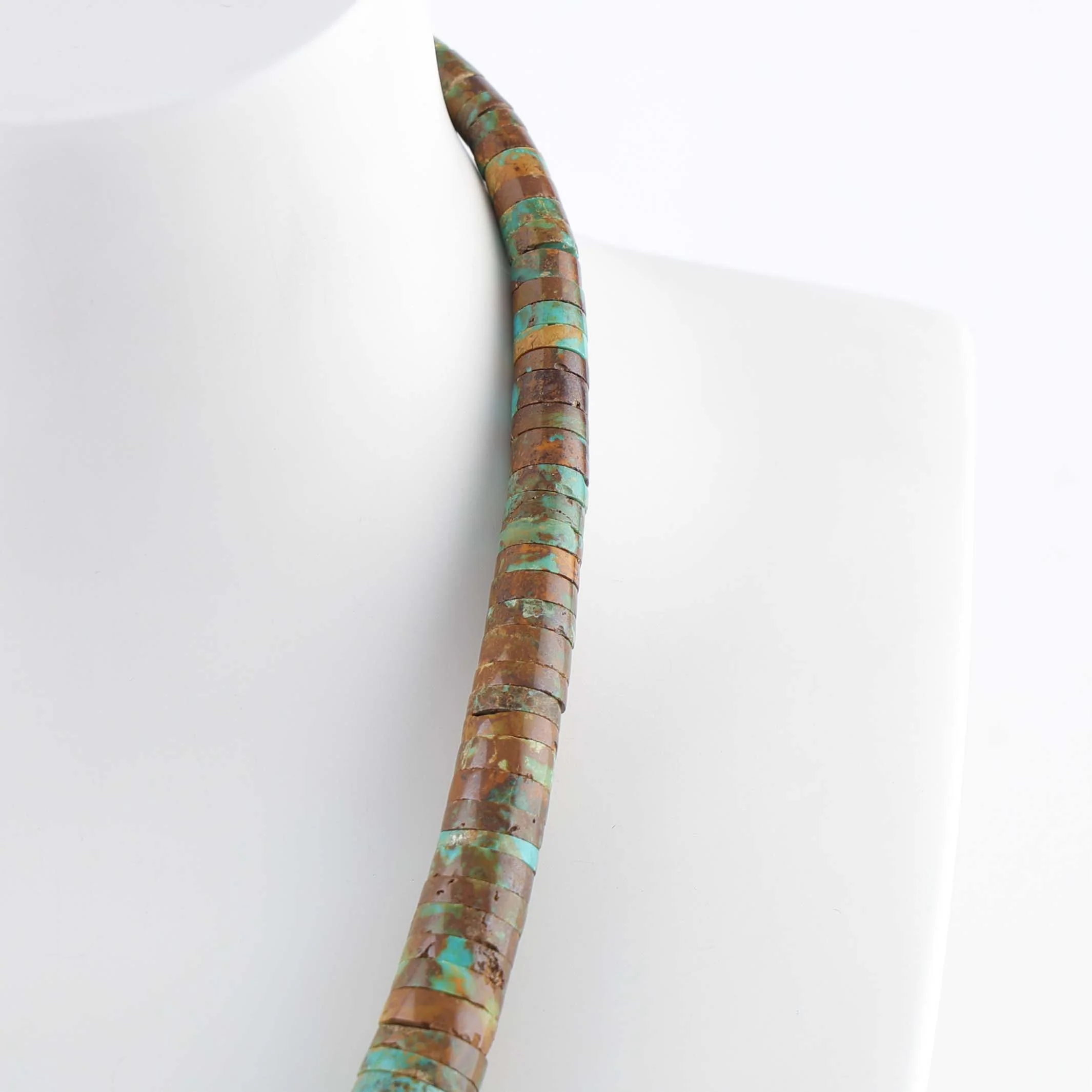 Kingman Turquoise Necklace - Image 4