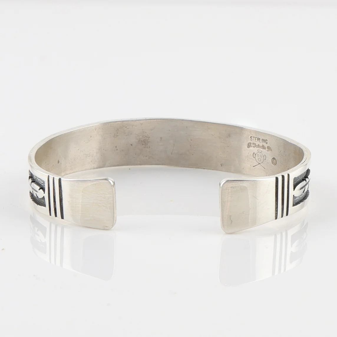 Man in the Maze Cuff - Image 4