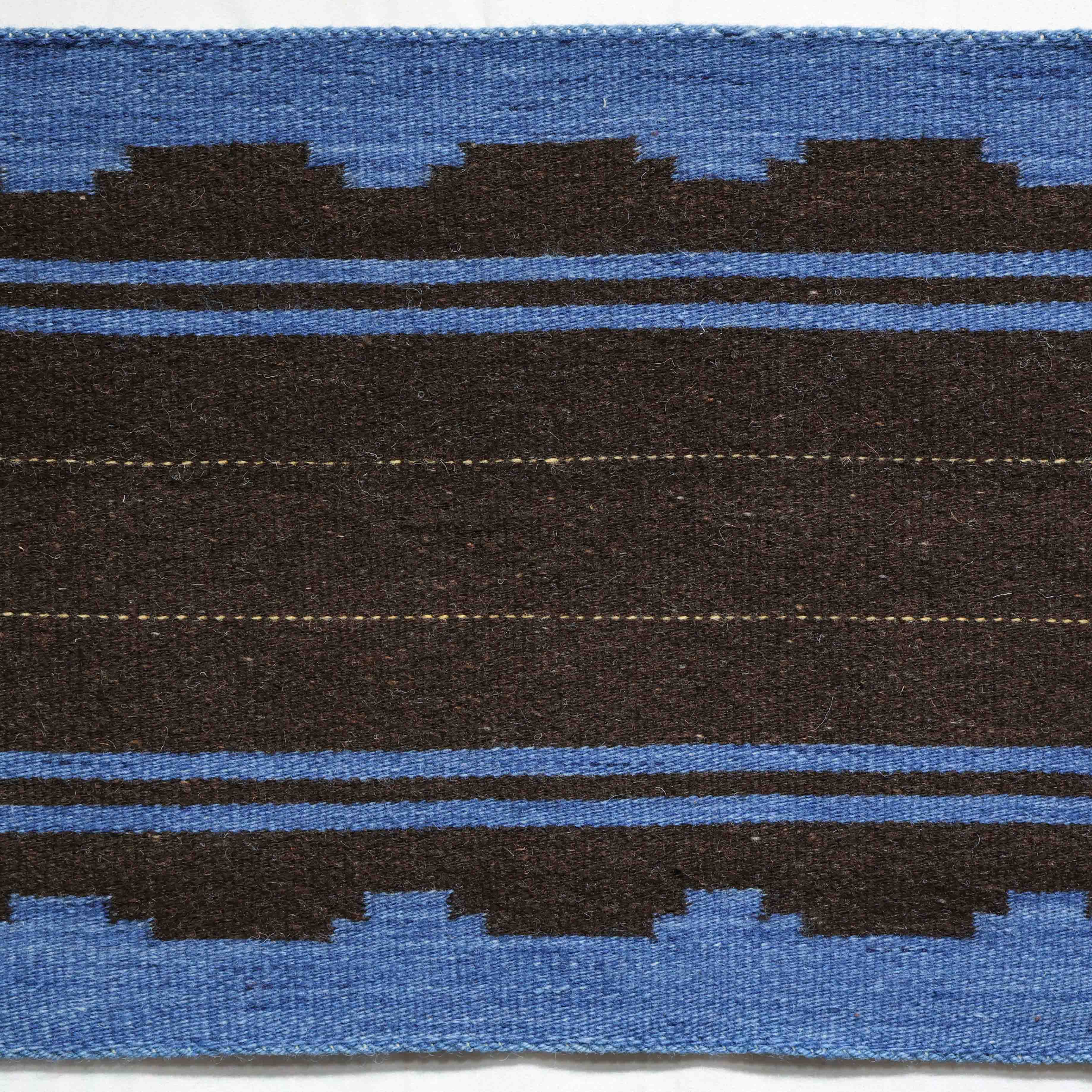 Manta-Style Blanket - Image 2