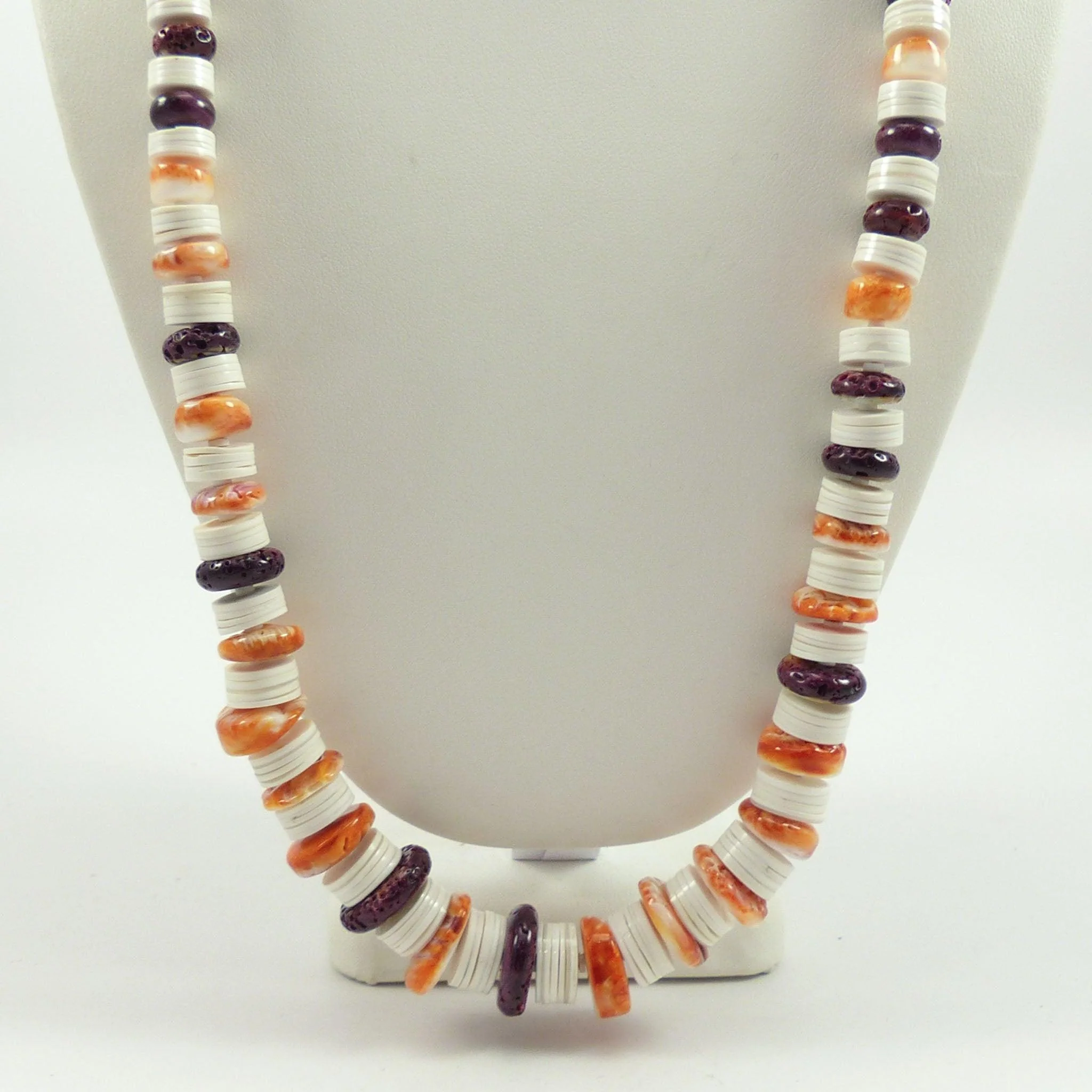 Melon Shell Necklace - Image 3