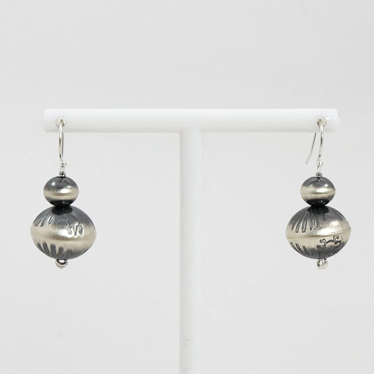 Navajo Pearl Earrings