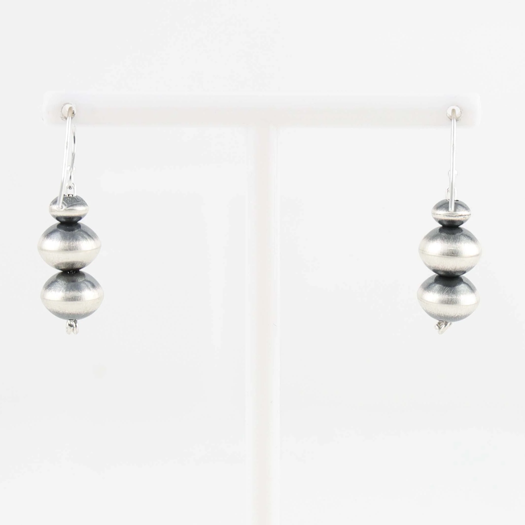 Navajo Pearl Earrings - Image 2