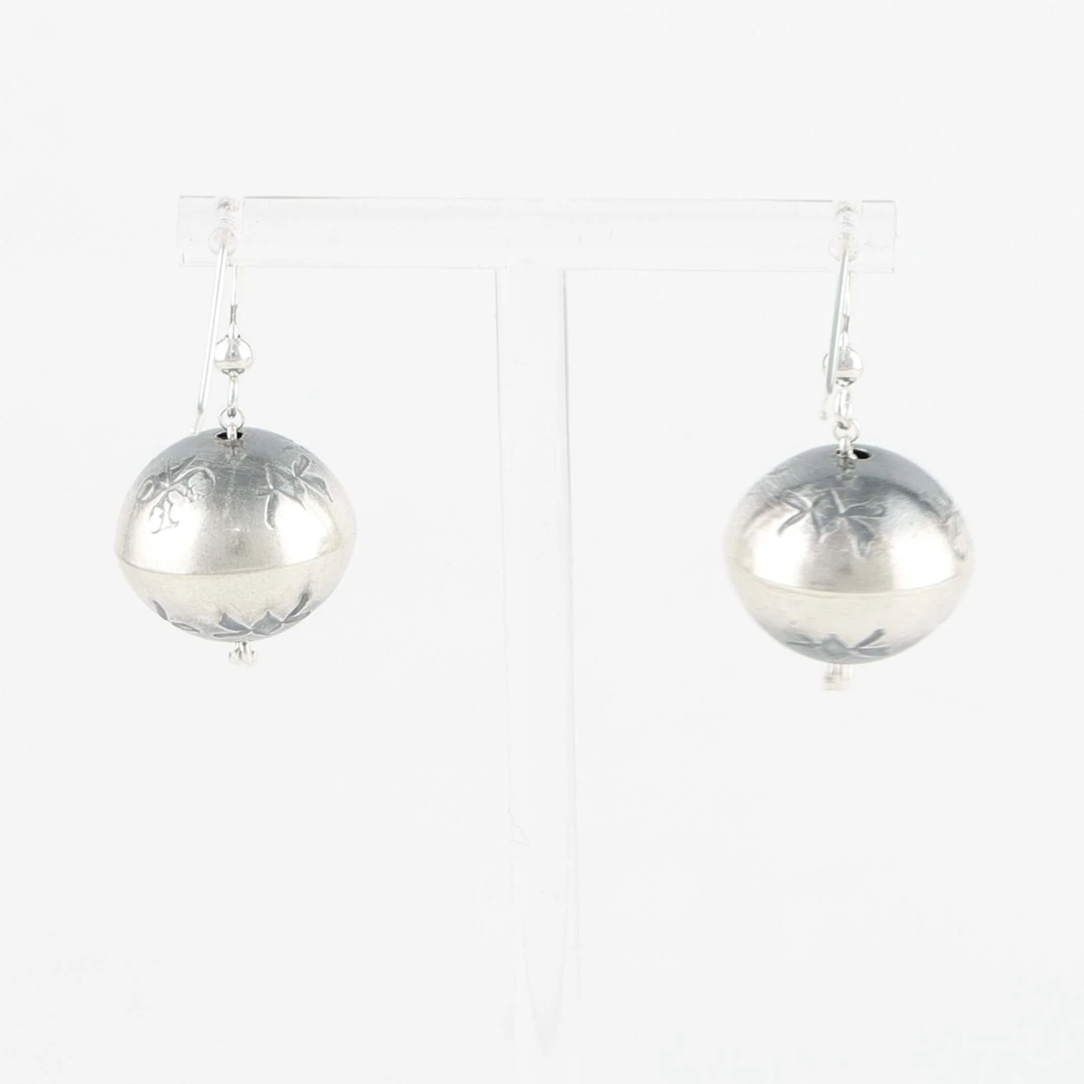 Navajo Pearl Earrings - Image 2