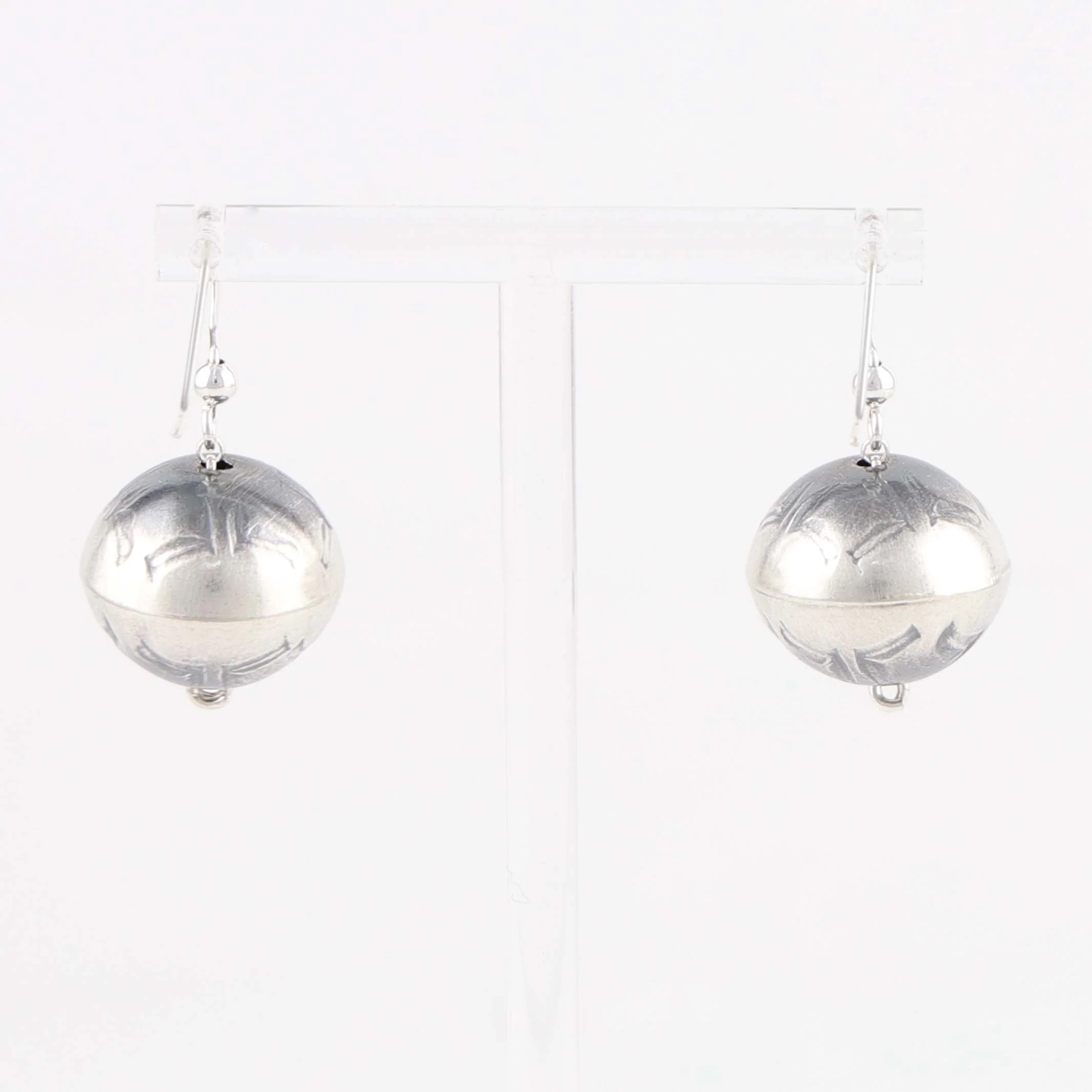 Navajo Pearl Earrings - Image 2