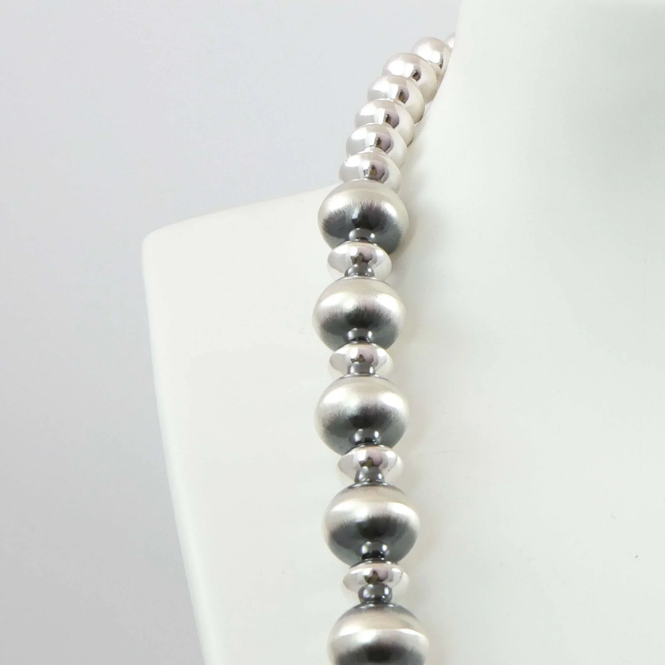 Navajo Pearl Necklace - Image 3