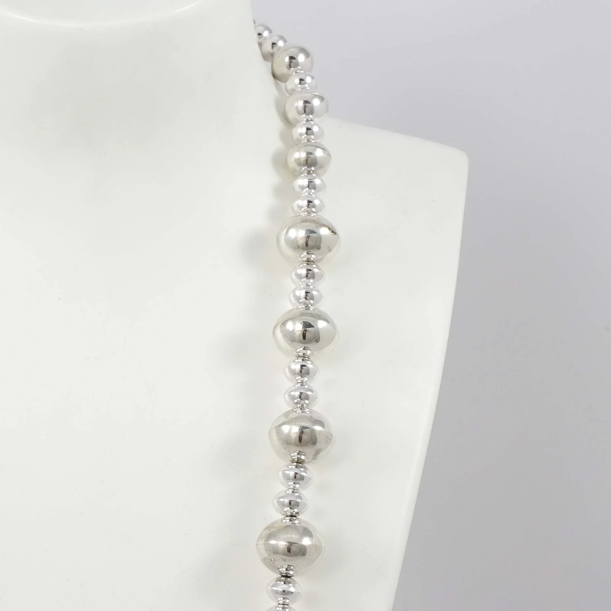 Navajo Pearl Necklace - Image 4