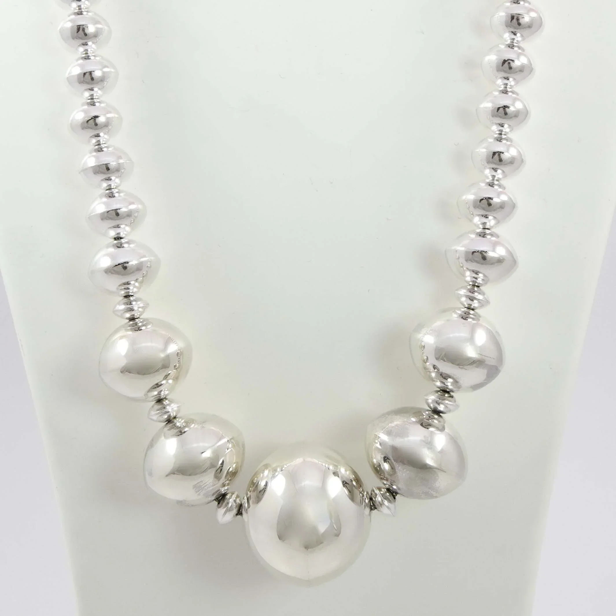 Navajo Pearl Necklace - Image 2