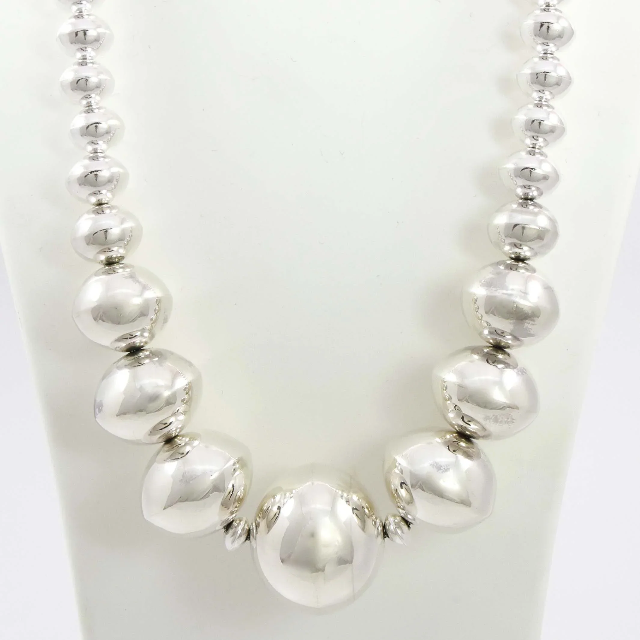 Navajo Pearl Necklace - Image 2