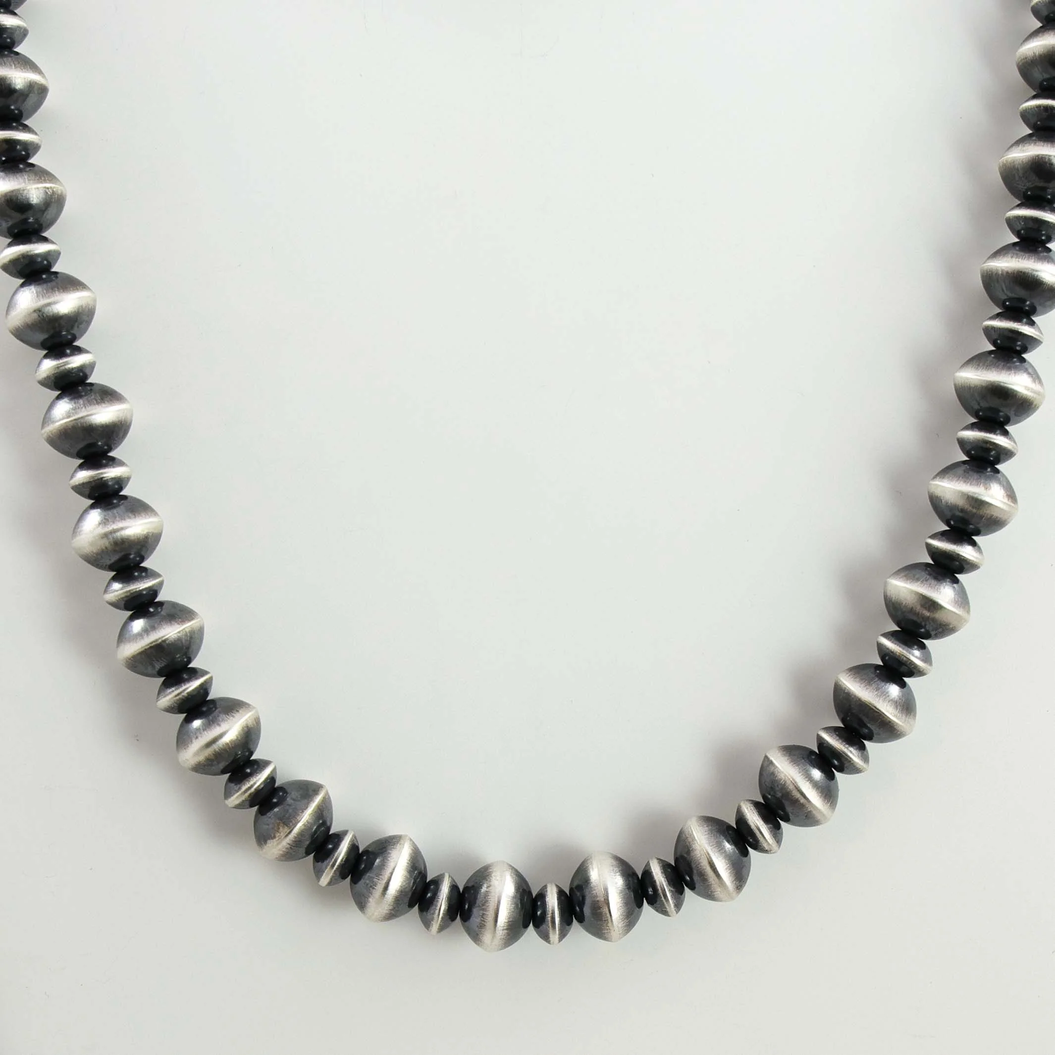 Navajo Pearl Necklace - Image 2
