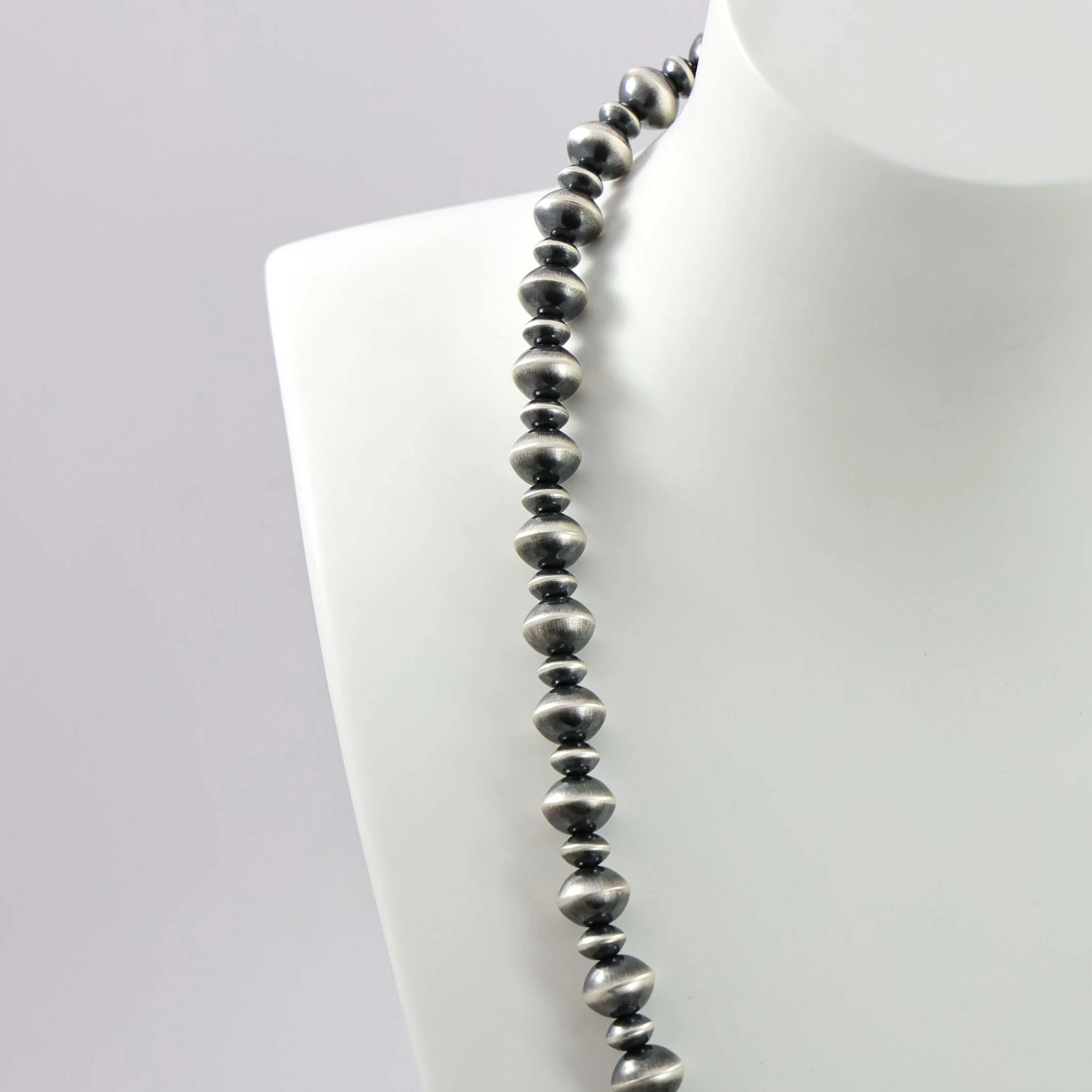 Navajo Pearl Necklace - Image 3