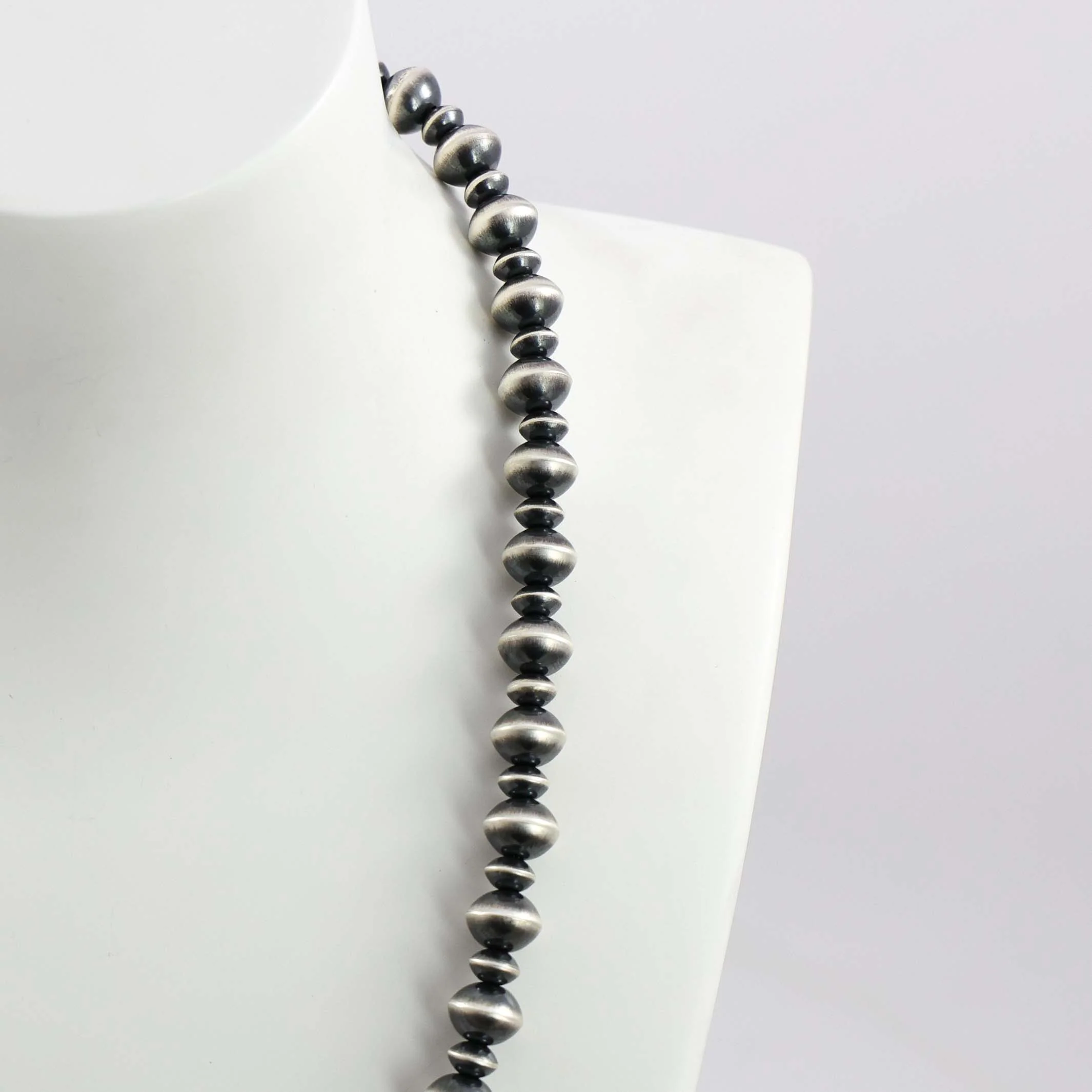 Navajo Pearl Necklace - Image 4