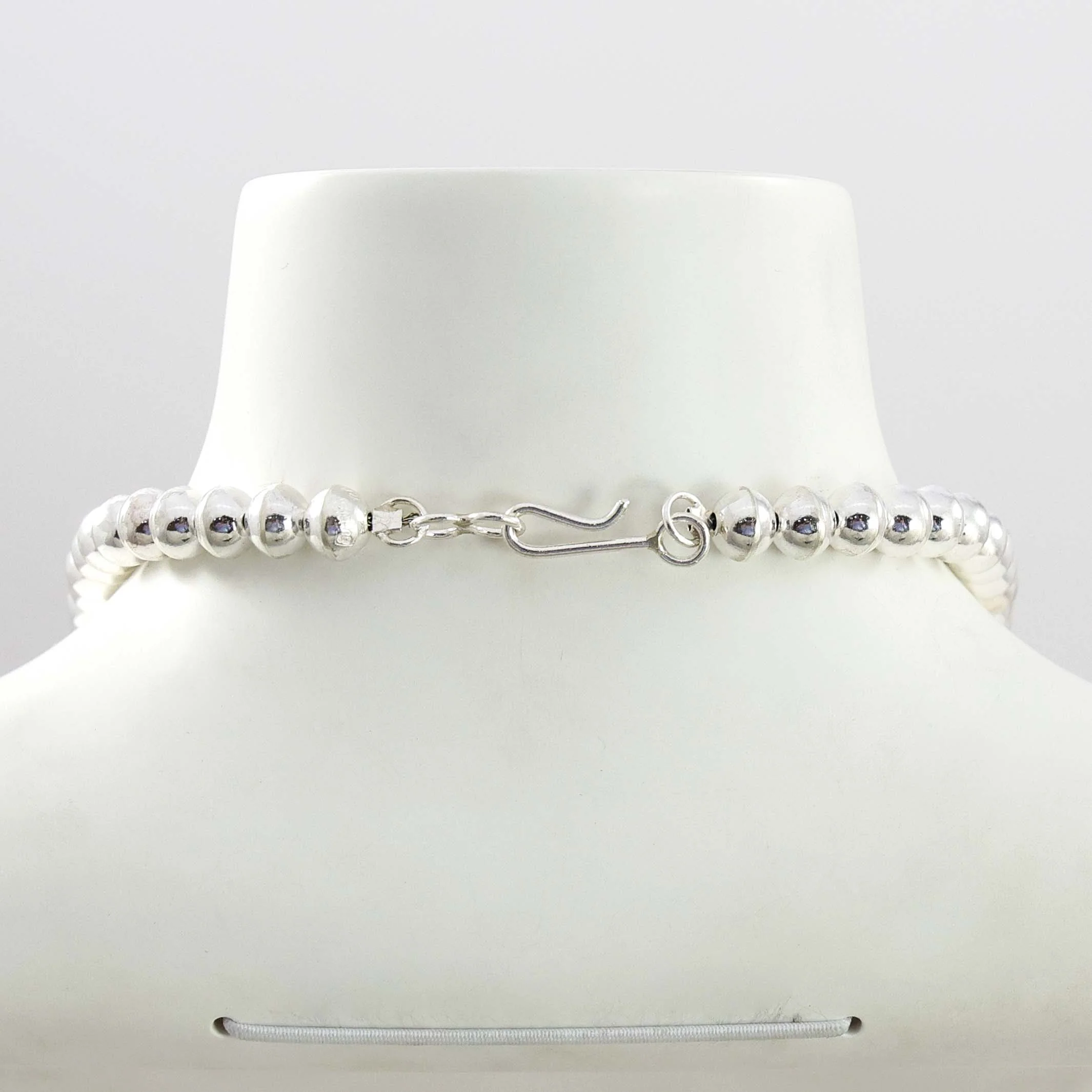 Navajo Pearl Necklace - Image 5