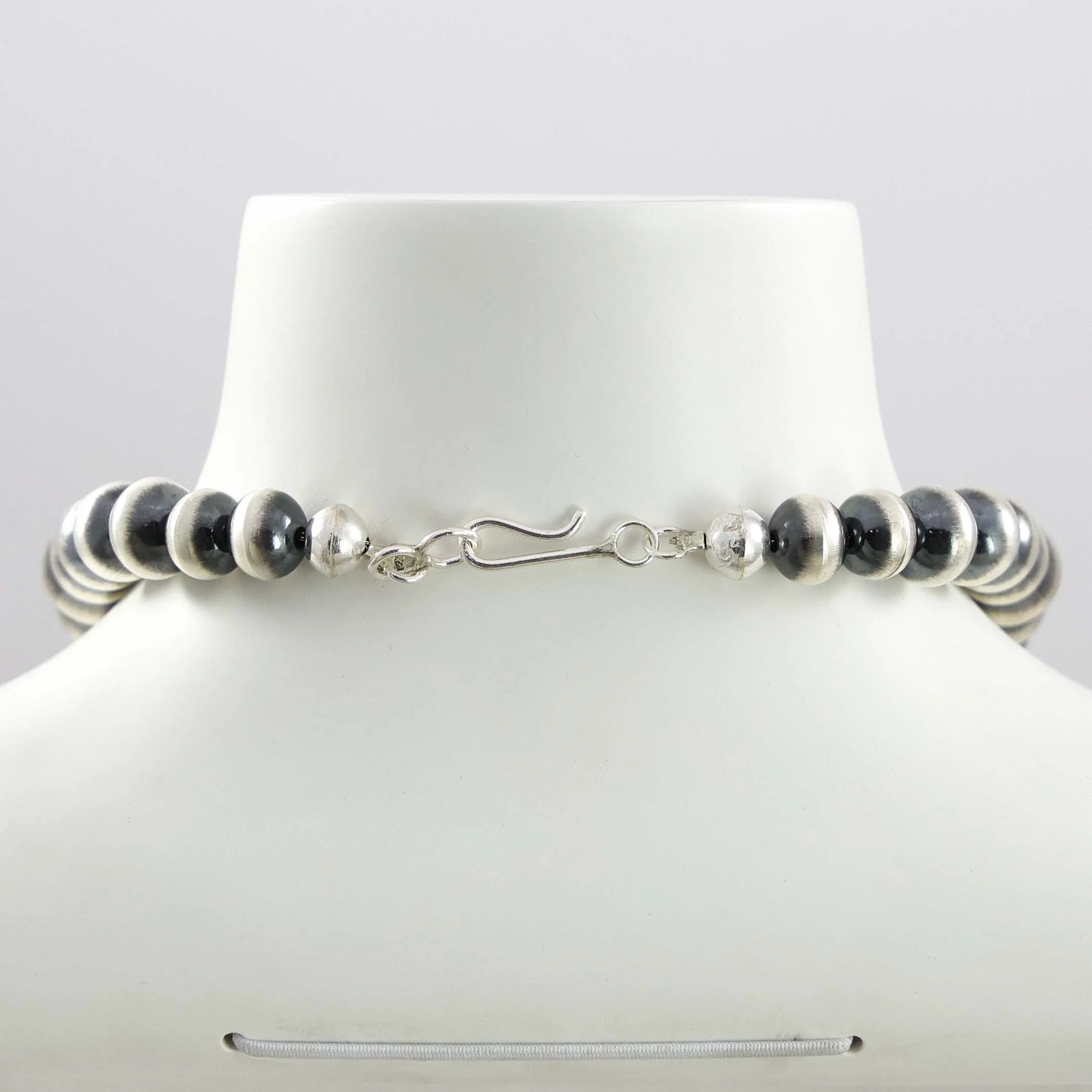 Navajo Pearl Necklace - Image 5