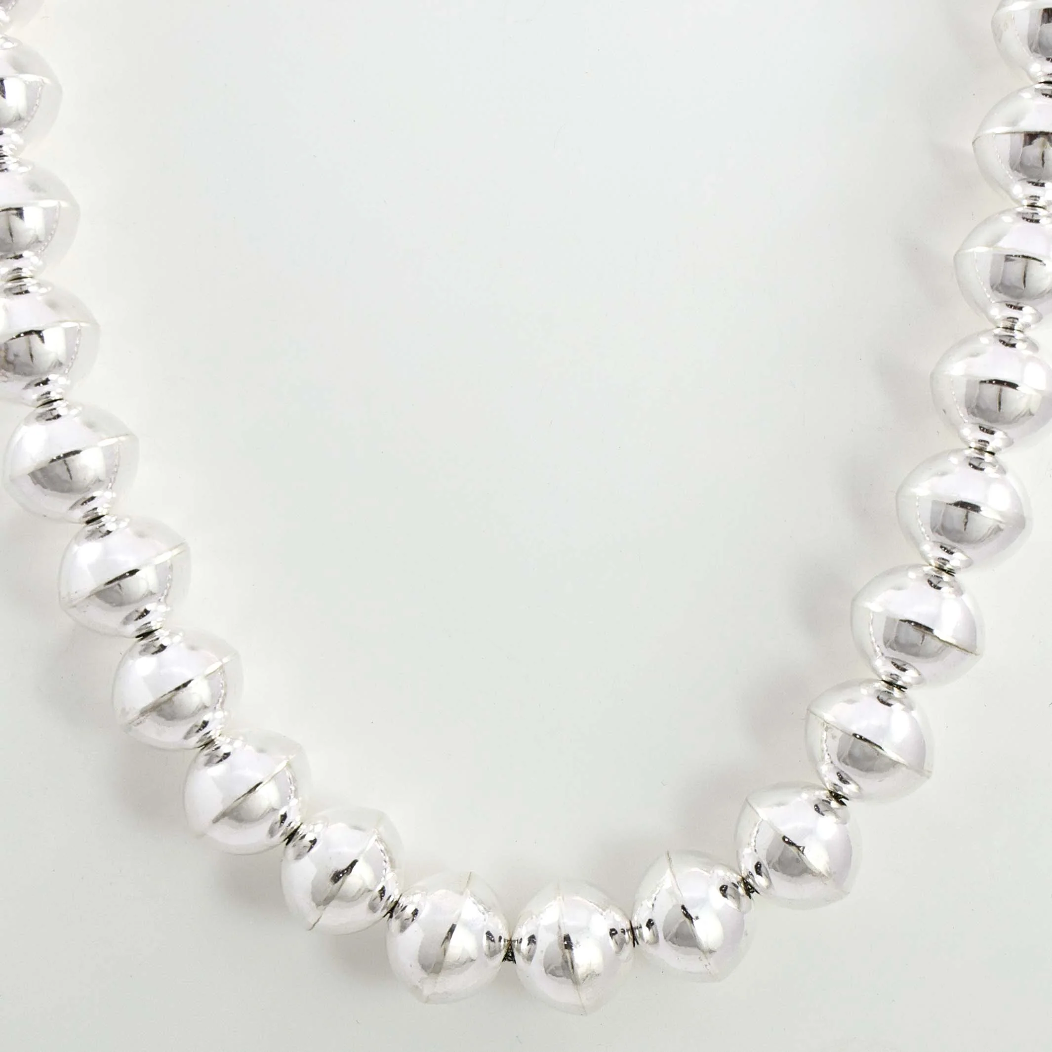 Navajo Pearl Necklace - Image 2
