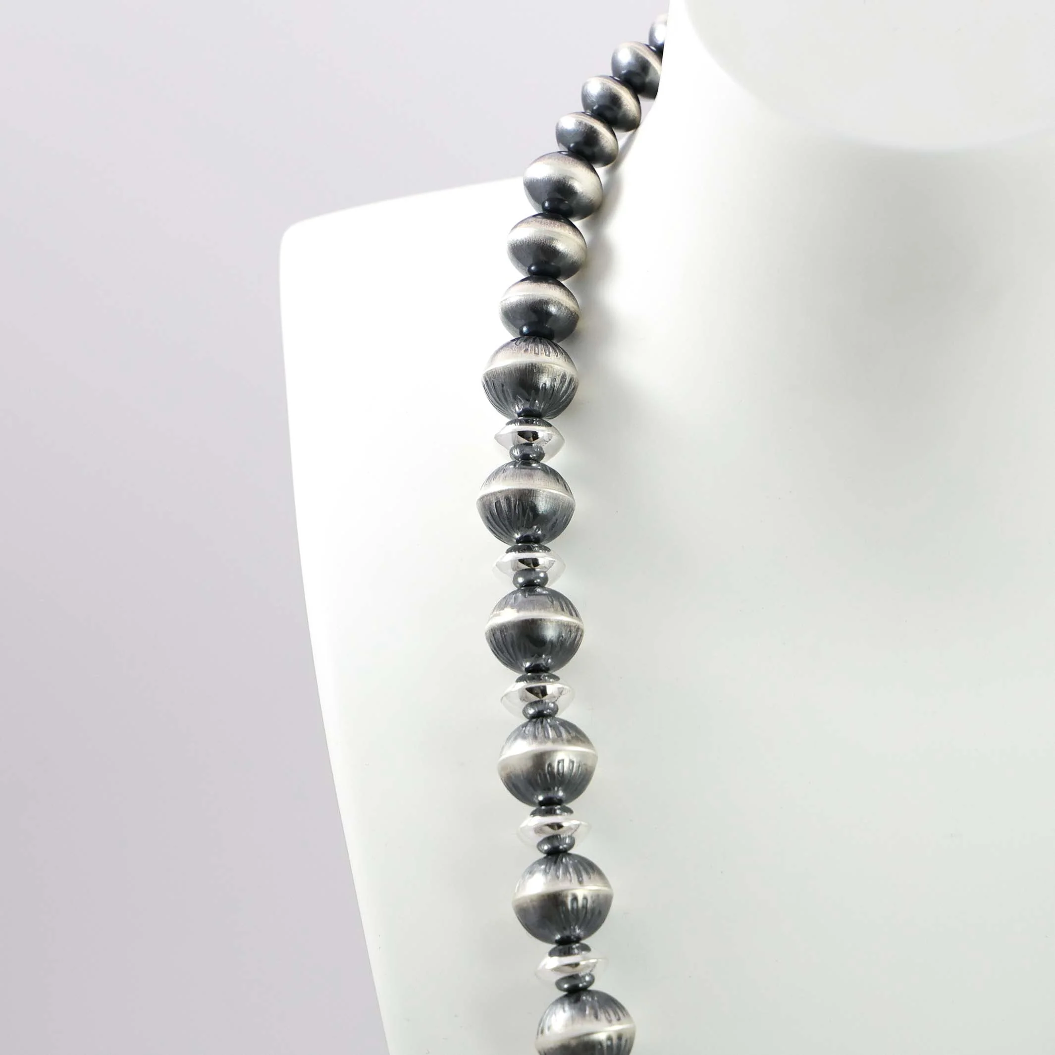 Navajo Pearl Necklace - Image 3