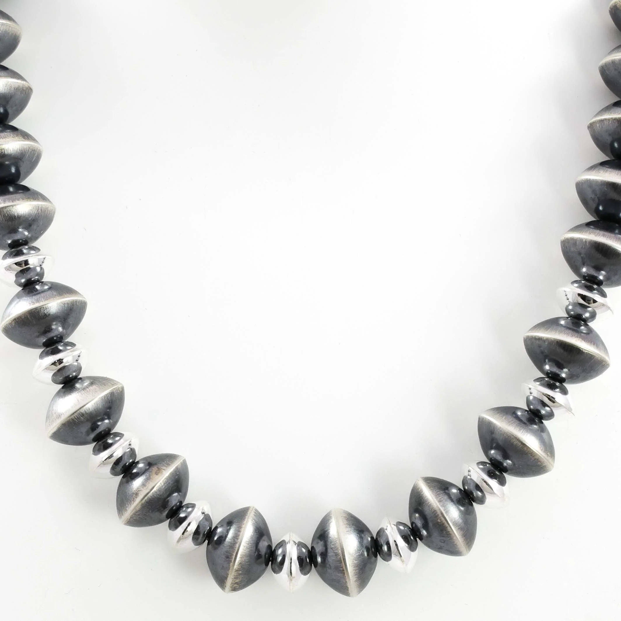 Navajo Pearl Necklace - Image 2