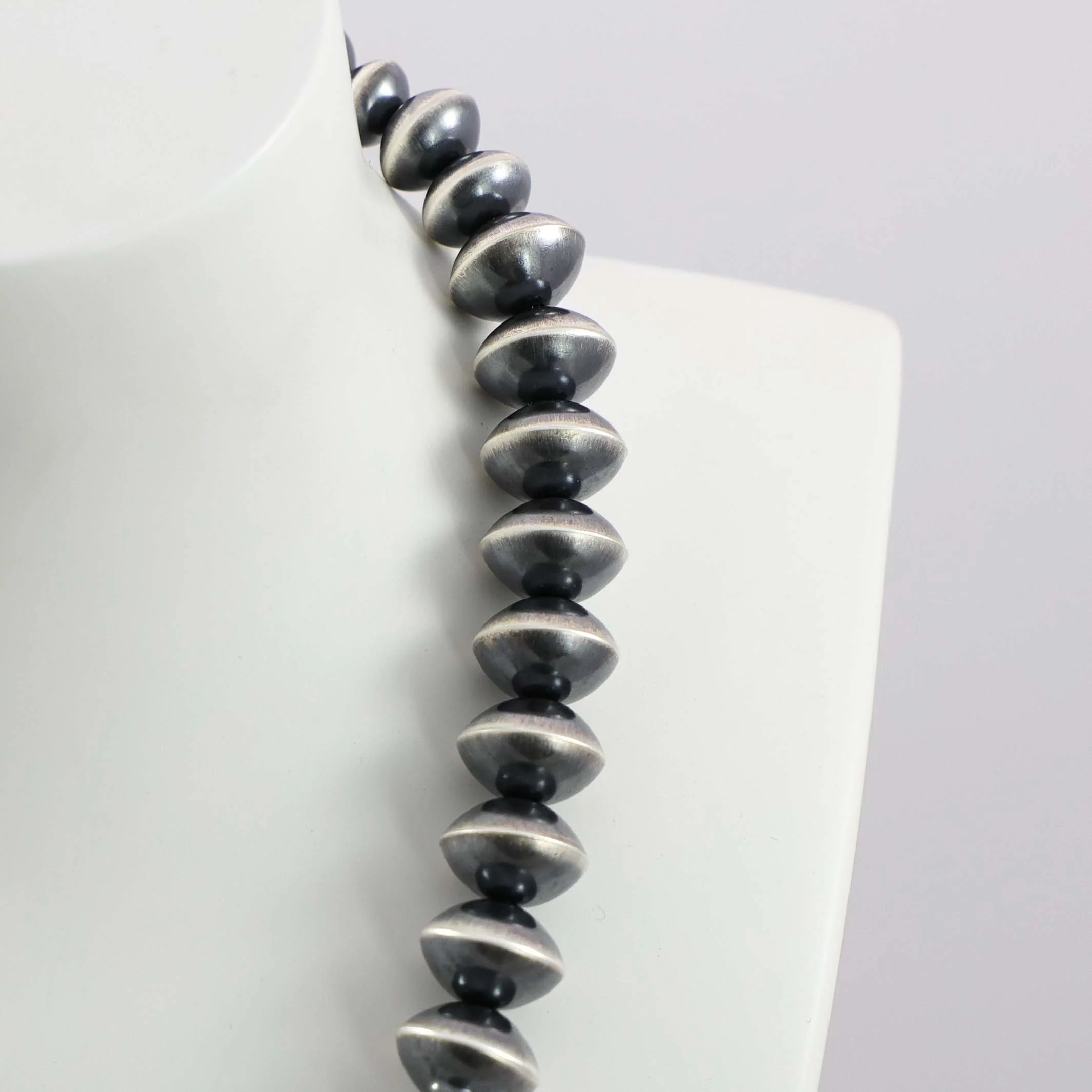 Navajo Pearl Necklace - Image 4