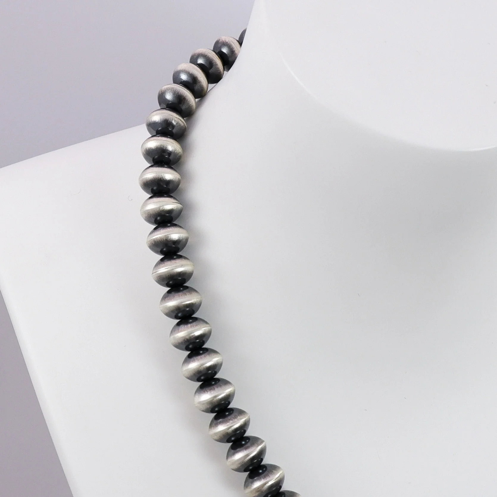 Navajo Pearl Necklace - Image 3