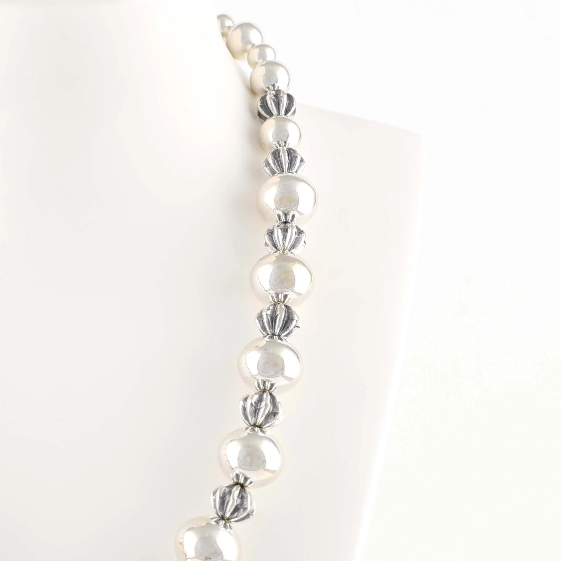 Navajo Pearl Necklace - Image 4
