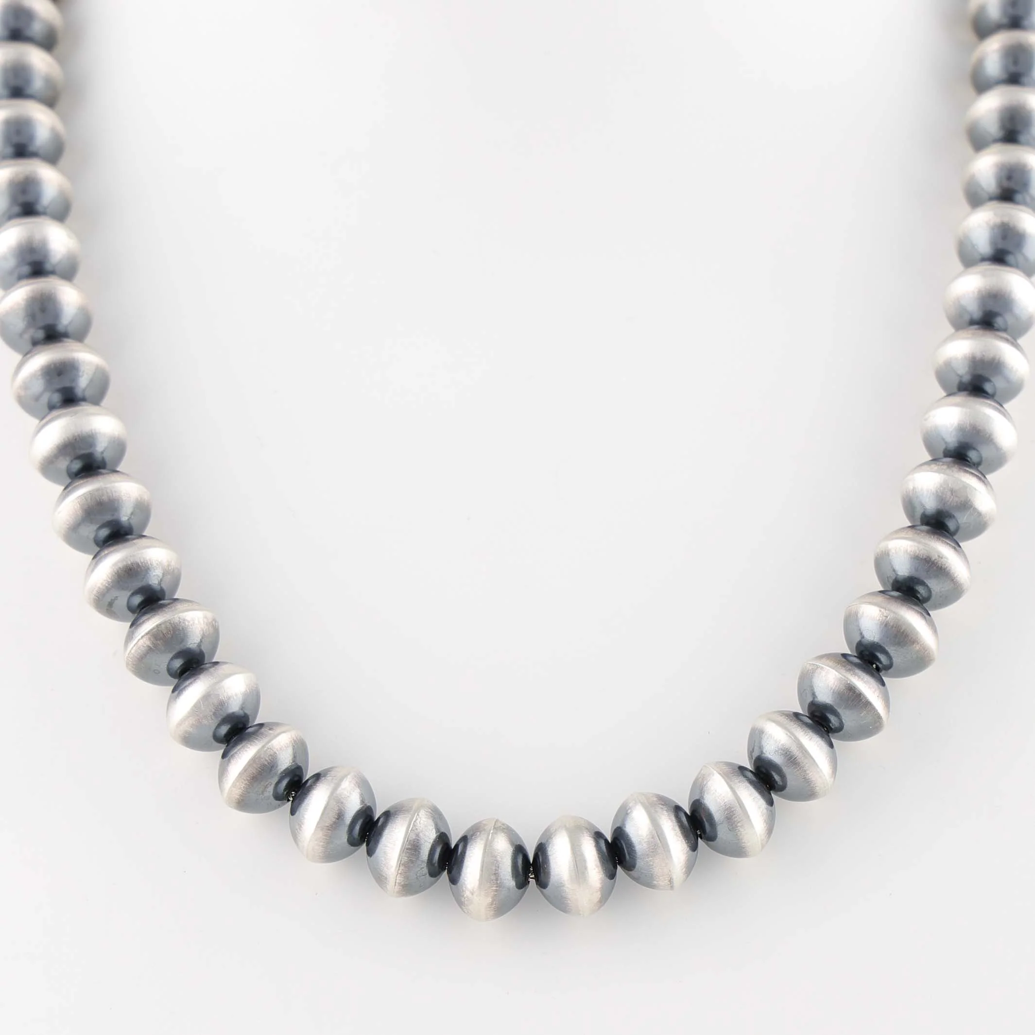 Navajo Pearl Necklace - Image 2