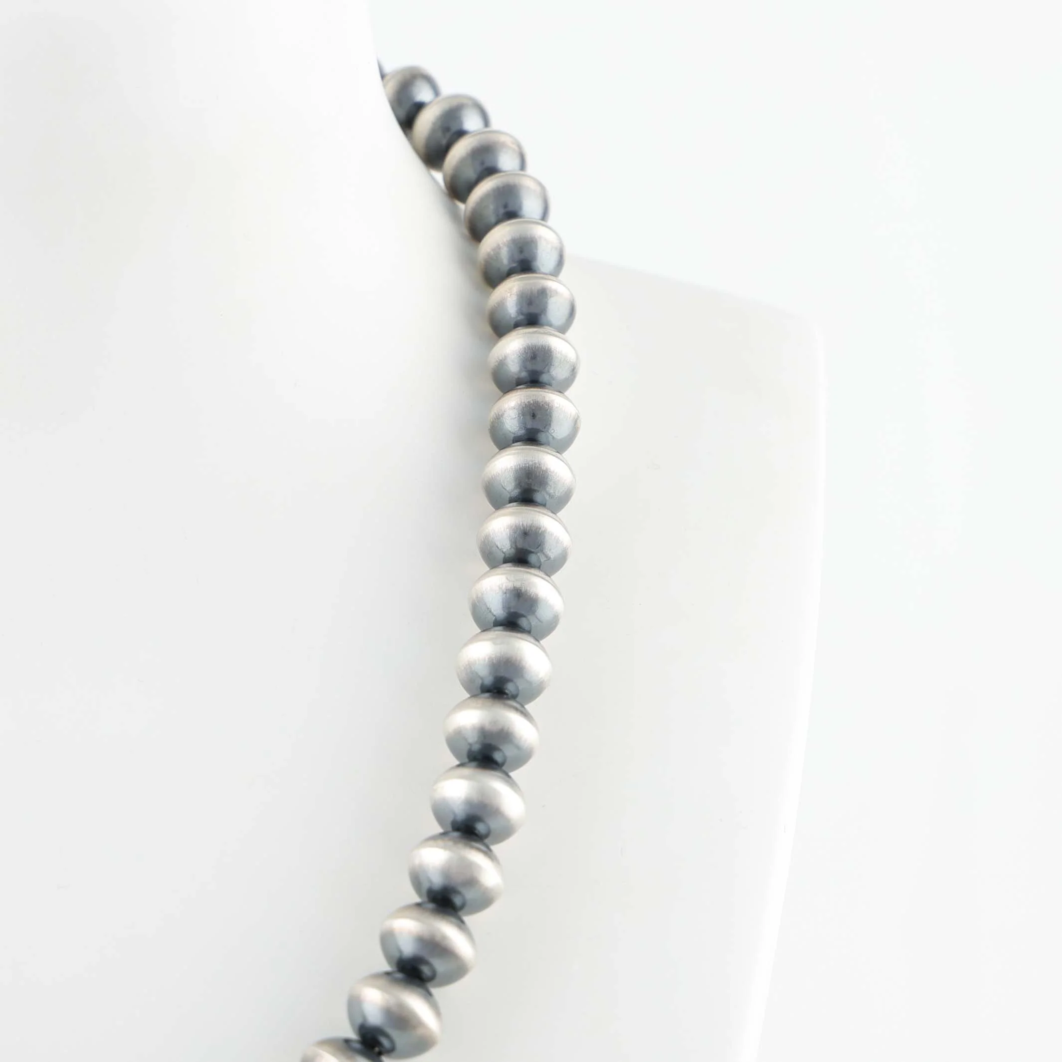 Navajo Pearl Necklace - Image 4