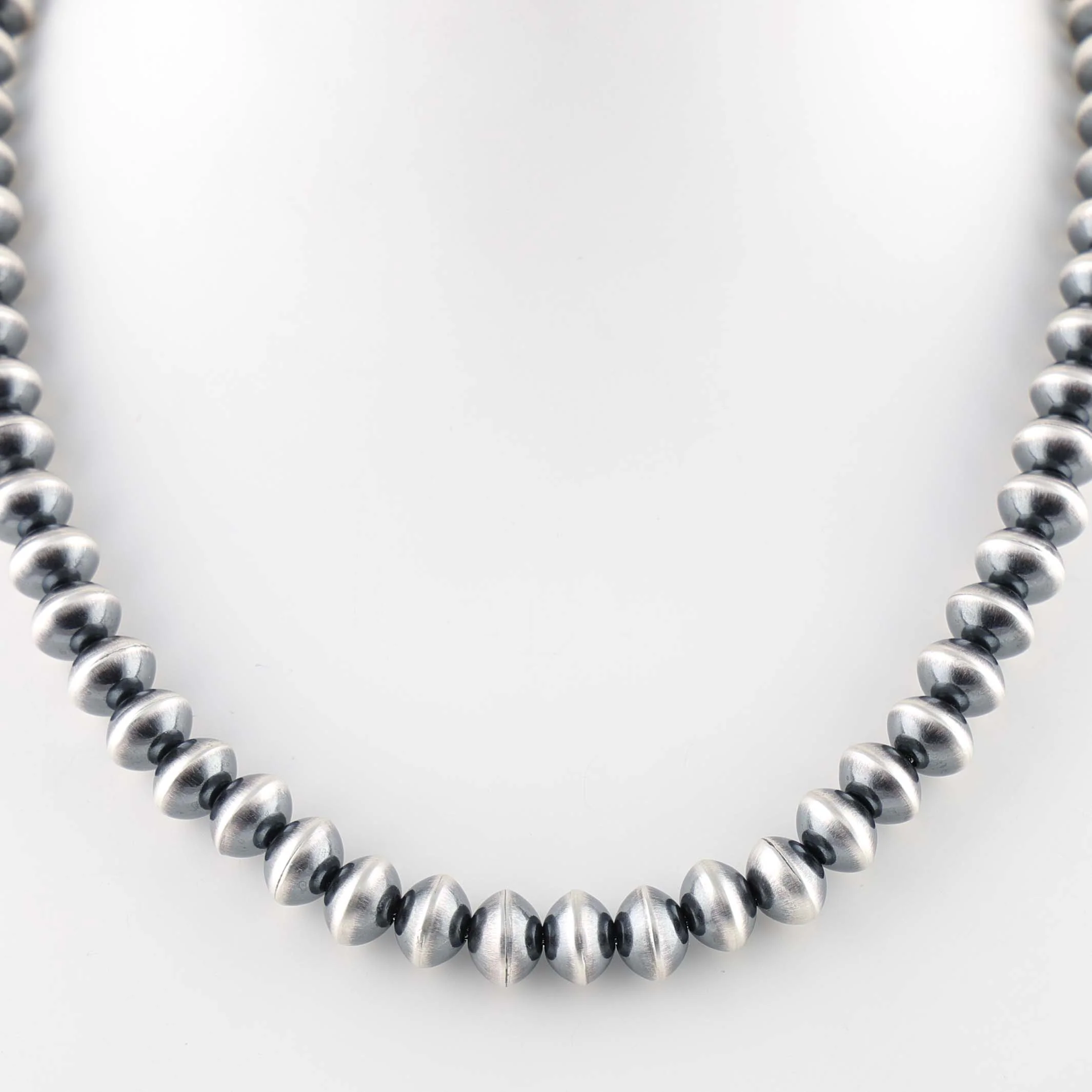 Navajo Pearl Necklace - Image 2