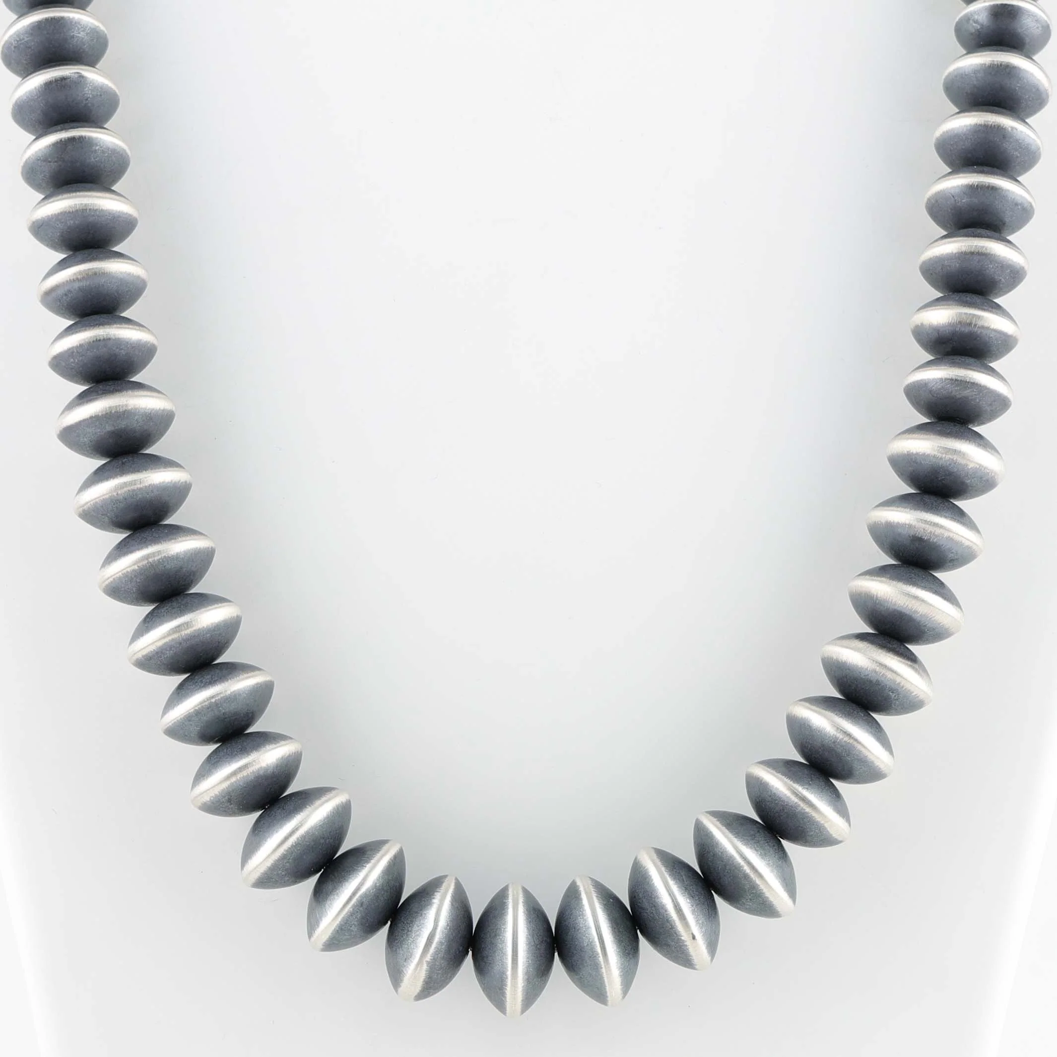 Navajo Pearl Necklace - Image 2