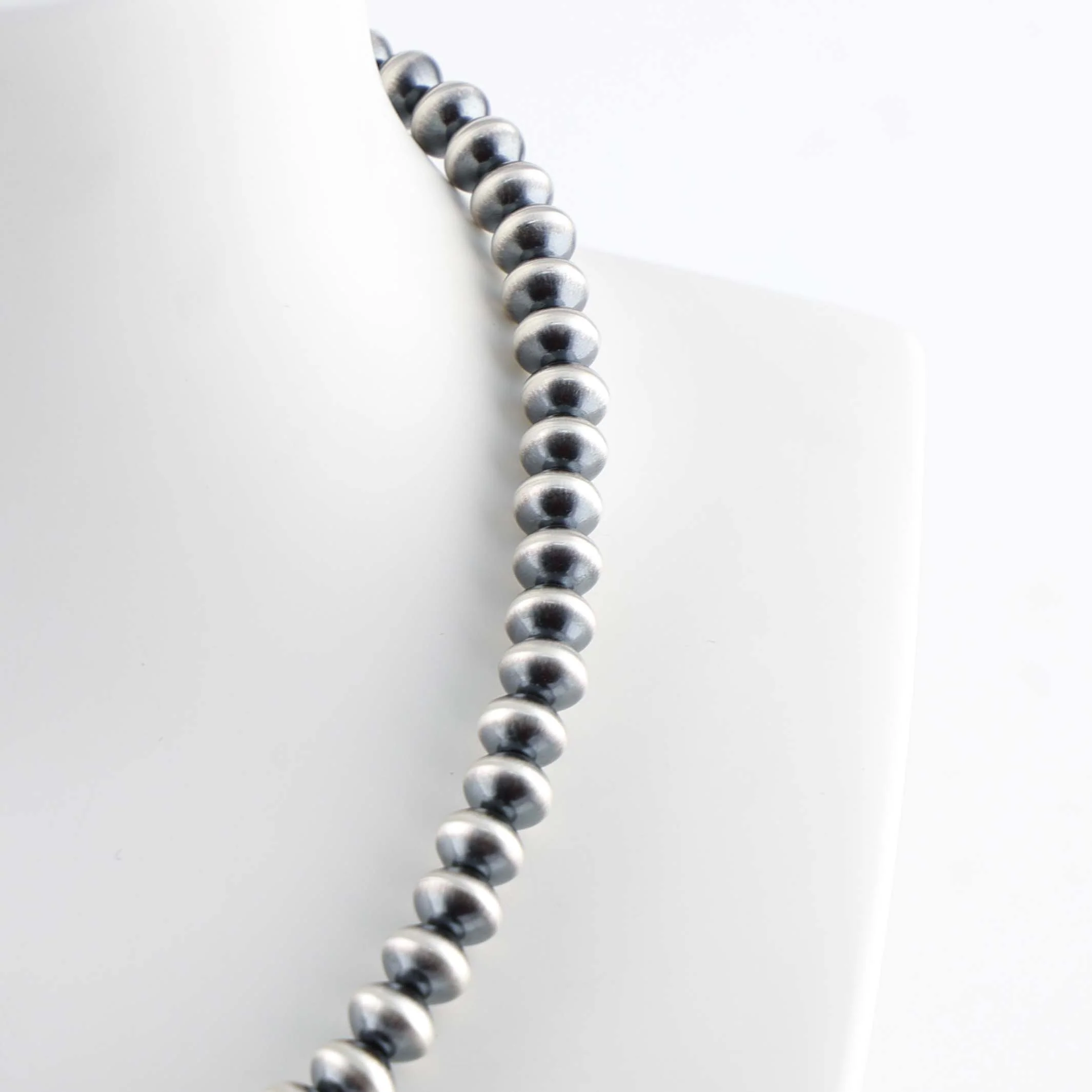 Navajo Pearl Necklace - Image 4
