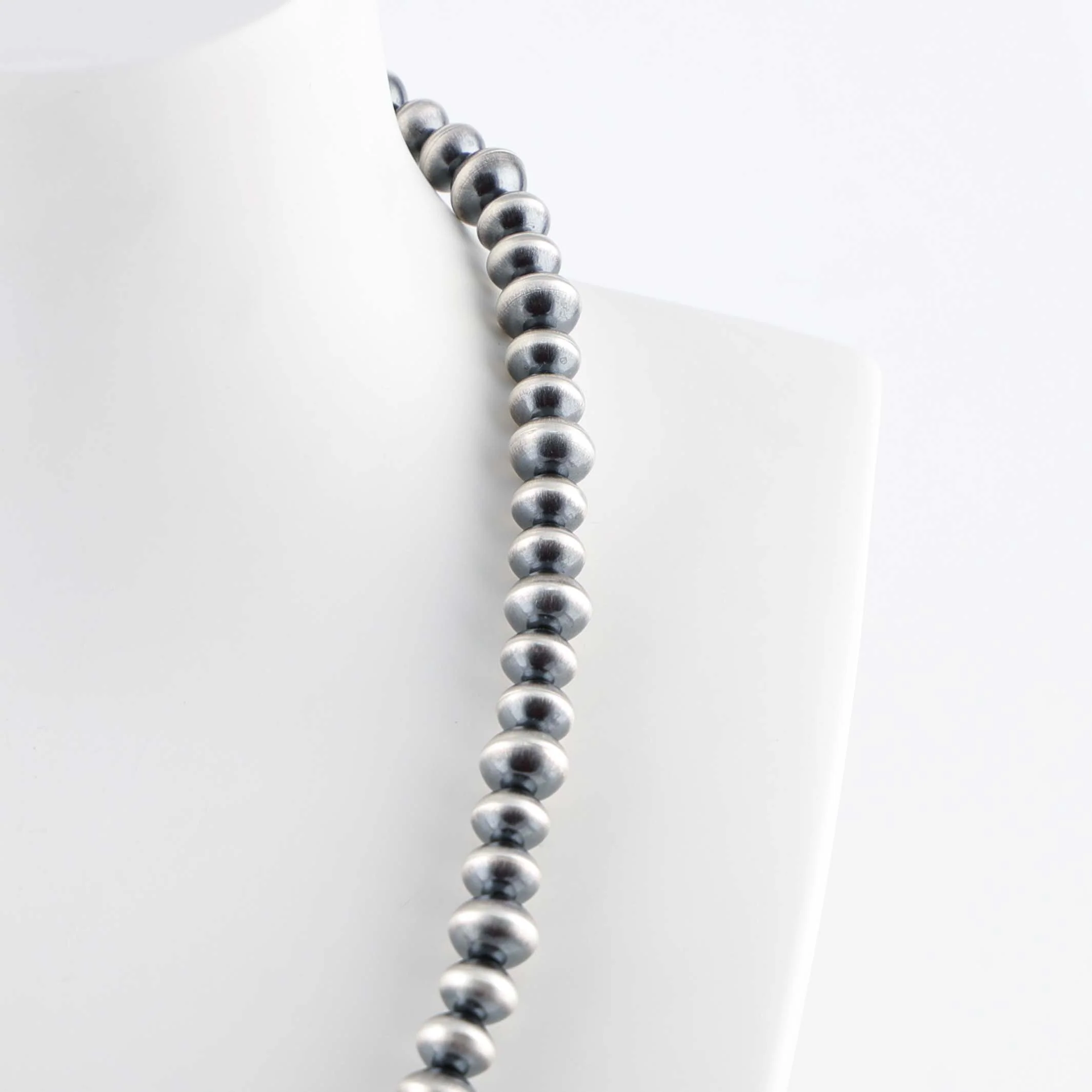 Navajo Pearl Necklace - Image 4
