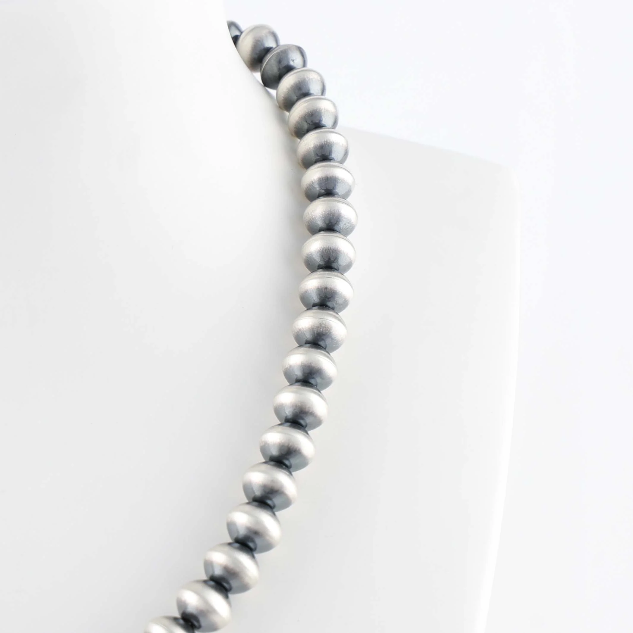 Navajo Pearl Necklace - Image 4