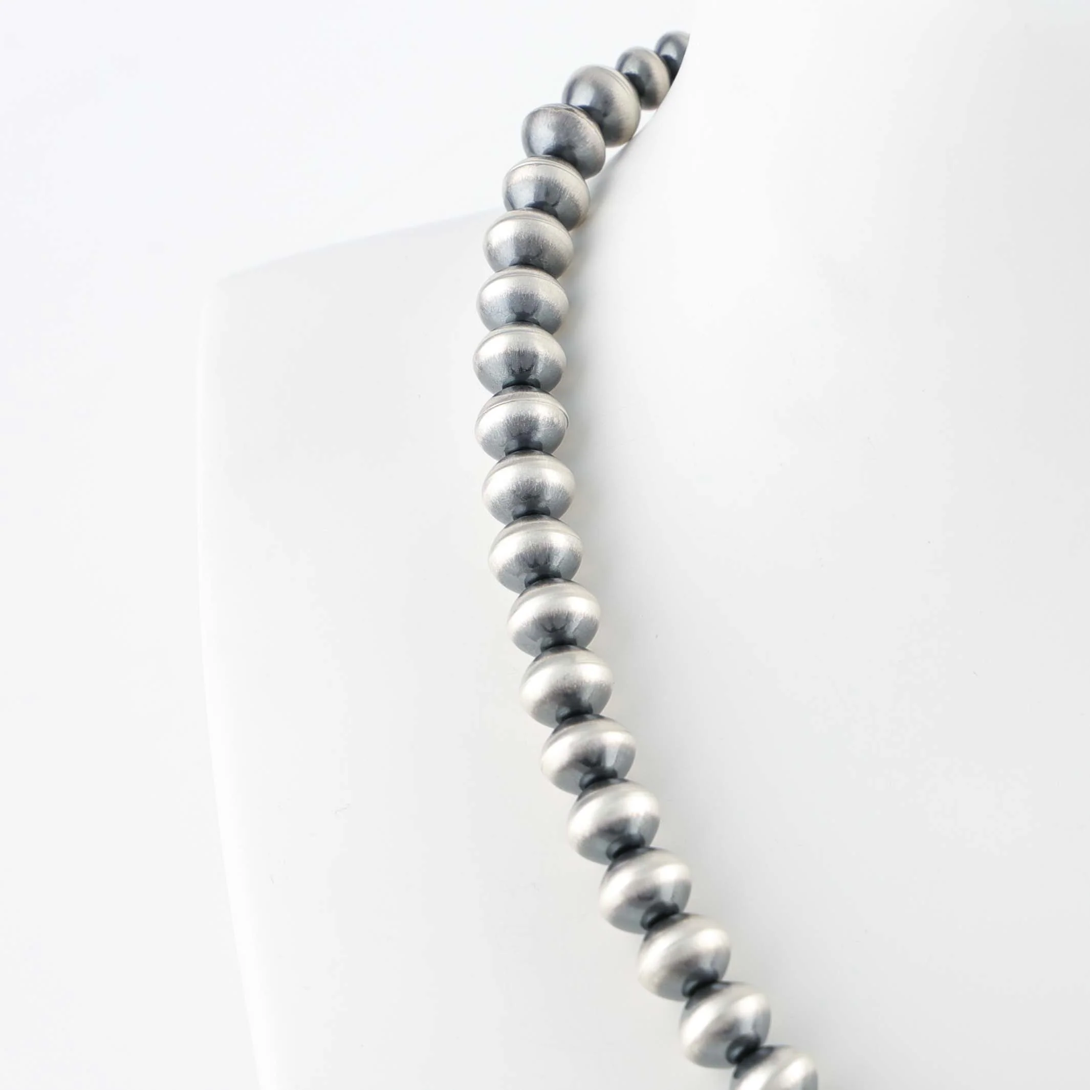 Navajo Pearl Necklace - Image 3