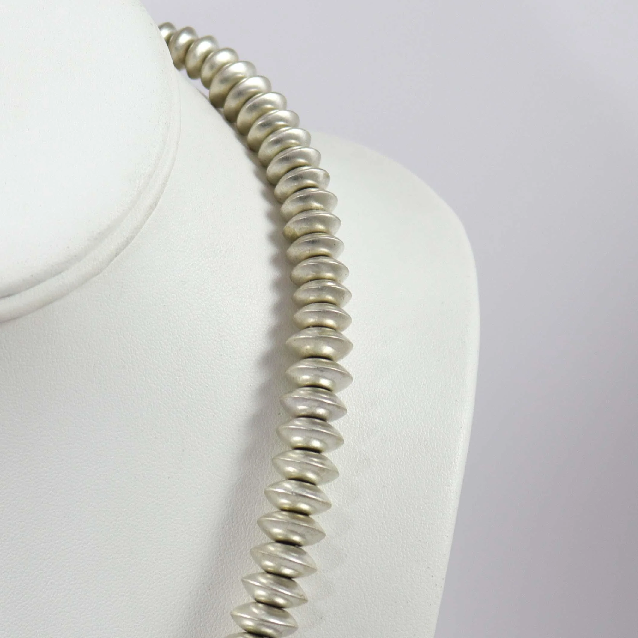 Navajo Pearl Necklace - Image 4
