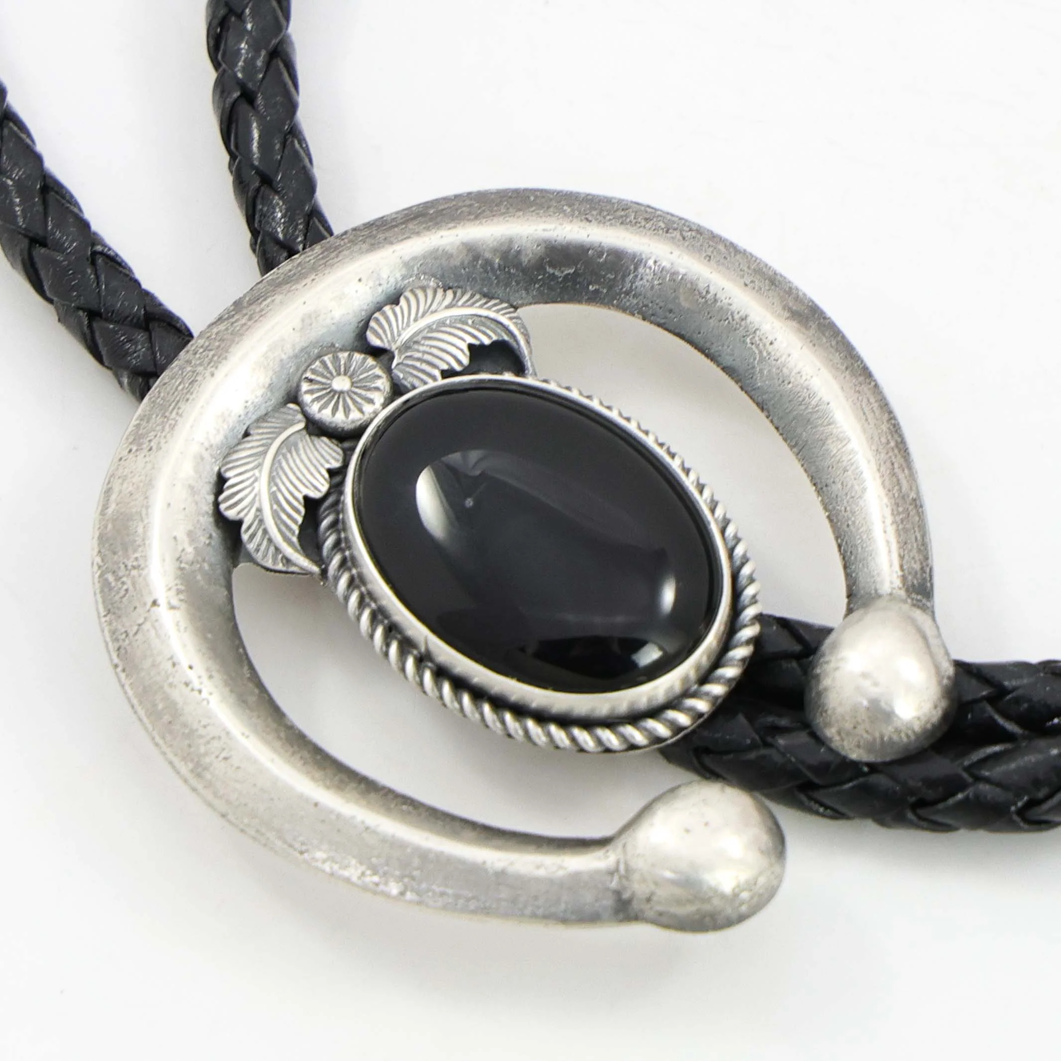 Onyx Bola Tie - Image 3